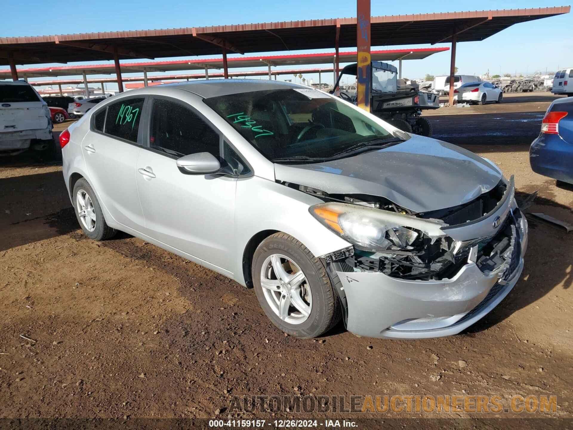 KNAFK4A6XG5449467 KIA FORTE 2016