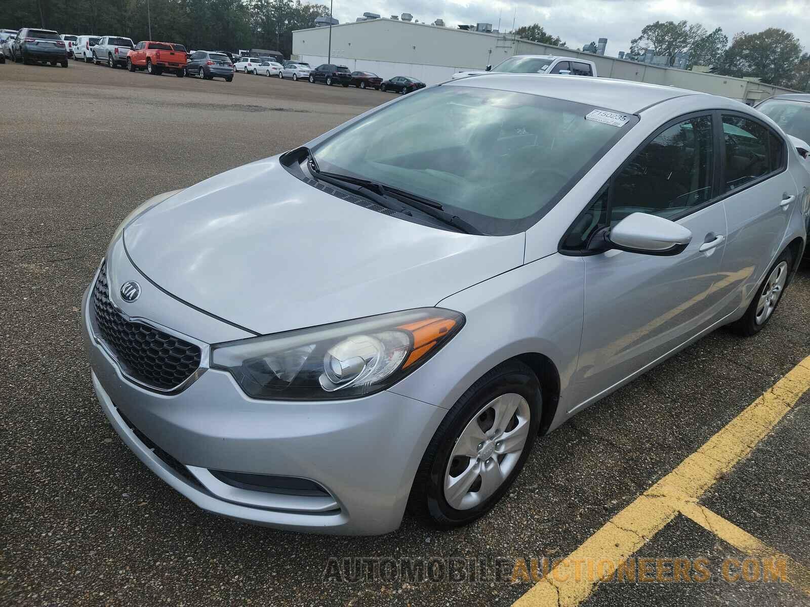 KNAFK4A6XG5539170 Kia Forte 2016