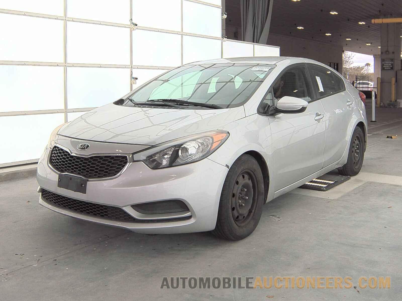 KNAFK4A6XG5554400 Kia Forte LX 2016