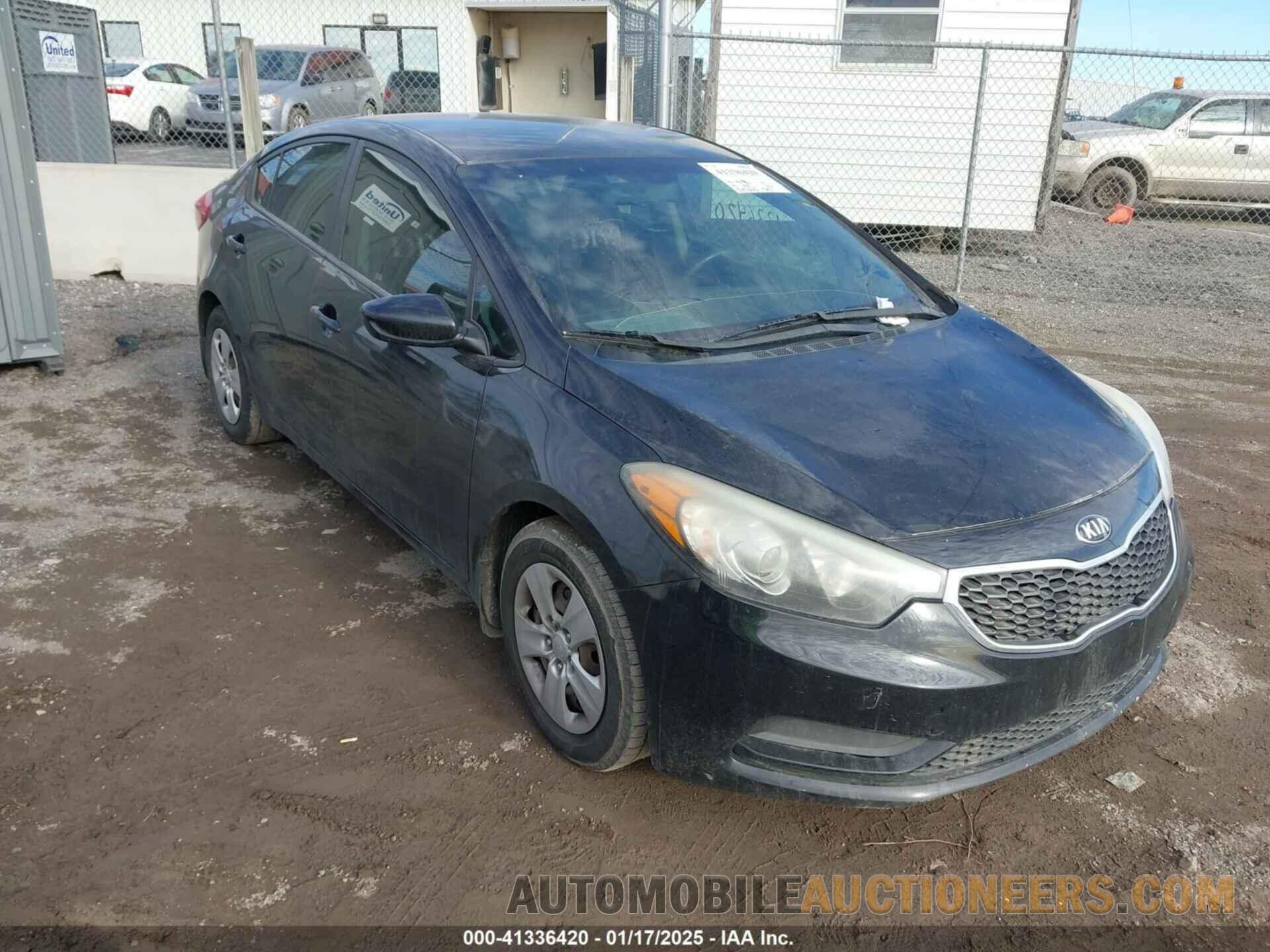 KNAFK4A6XG5569799 KIA FORTE 2016