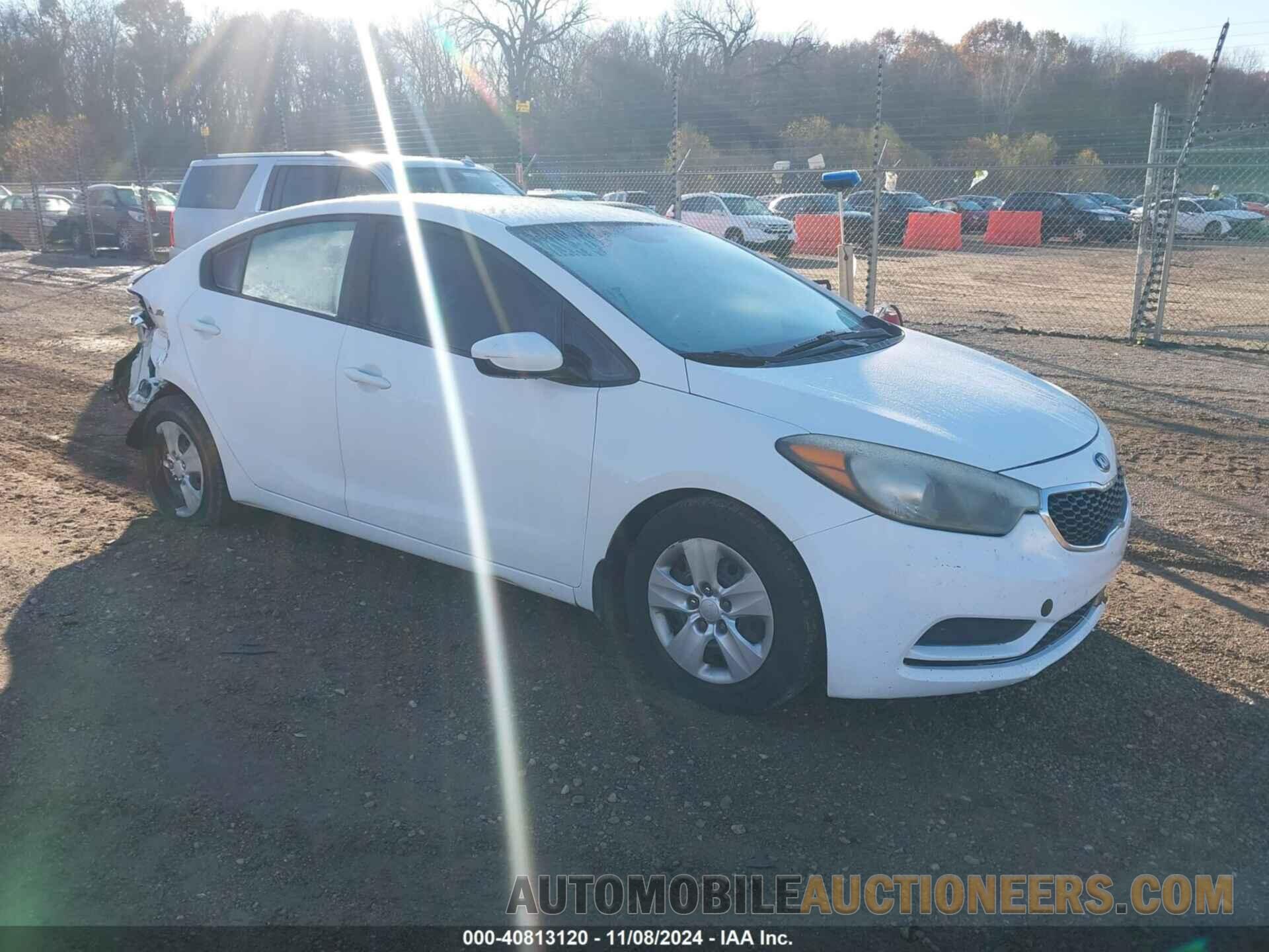 KNAFK4A6XG5611971 KIA FORTE 2016