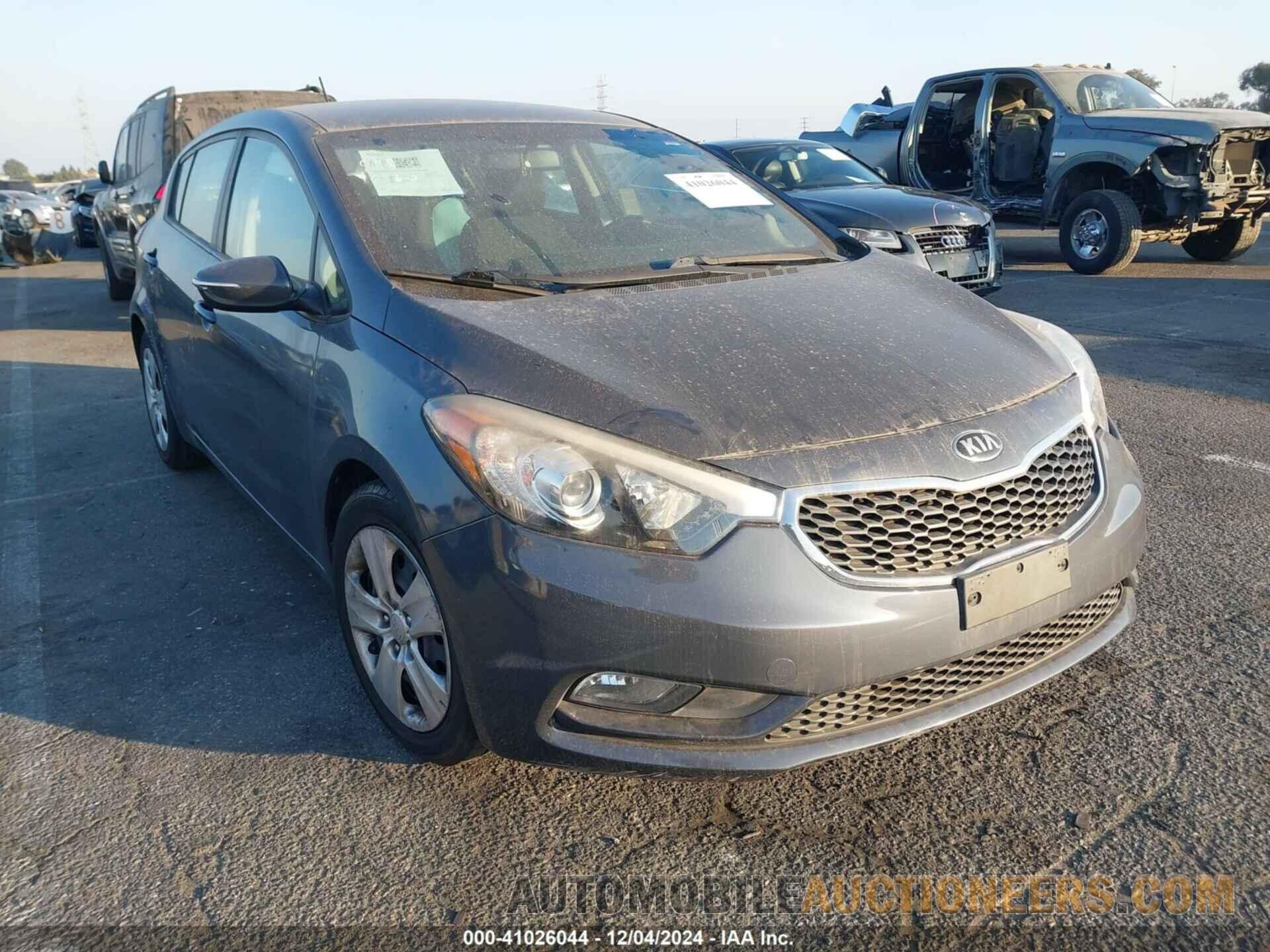 KNAFK5A81G5593903 KIA FORTE 2016