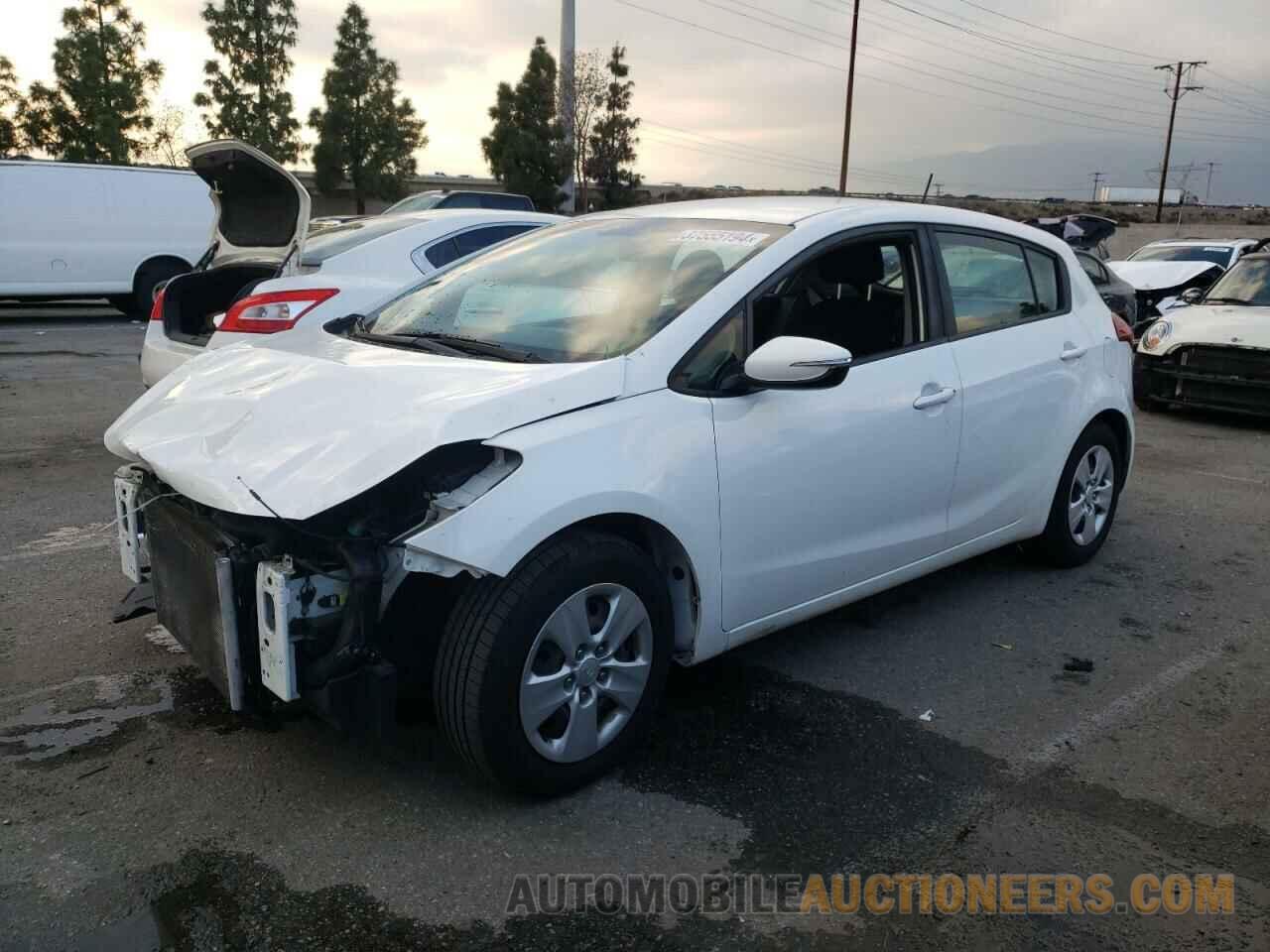 KNAFK5A82J5773169 KIA FORTE 2018