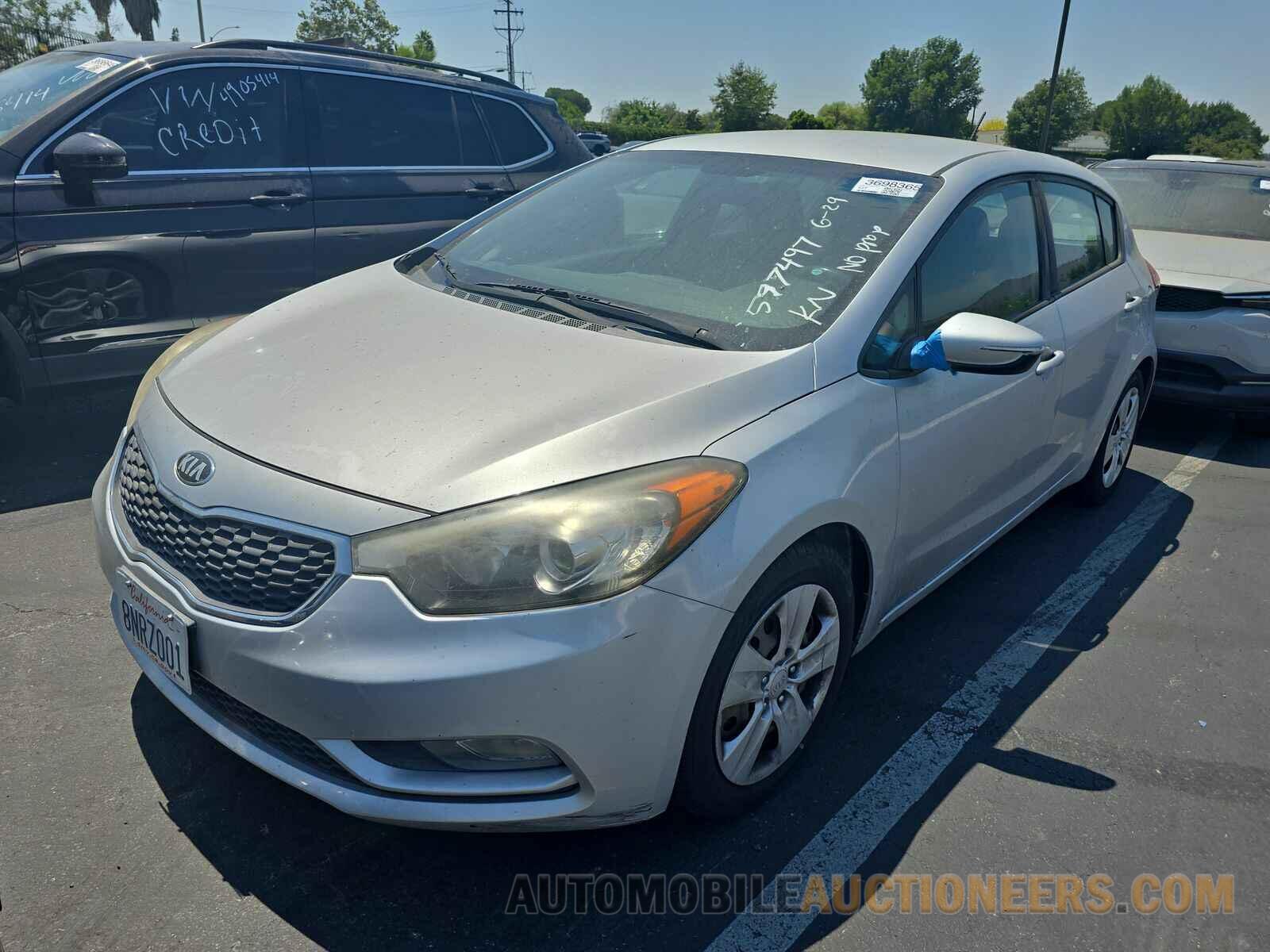 KNAFK5A83G5597497 Kia Forte5 2016