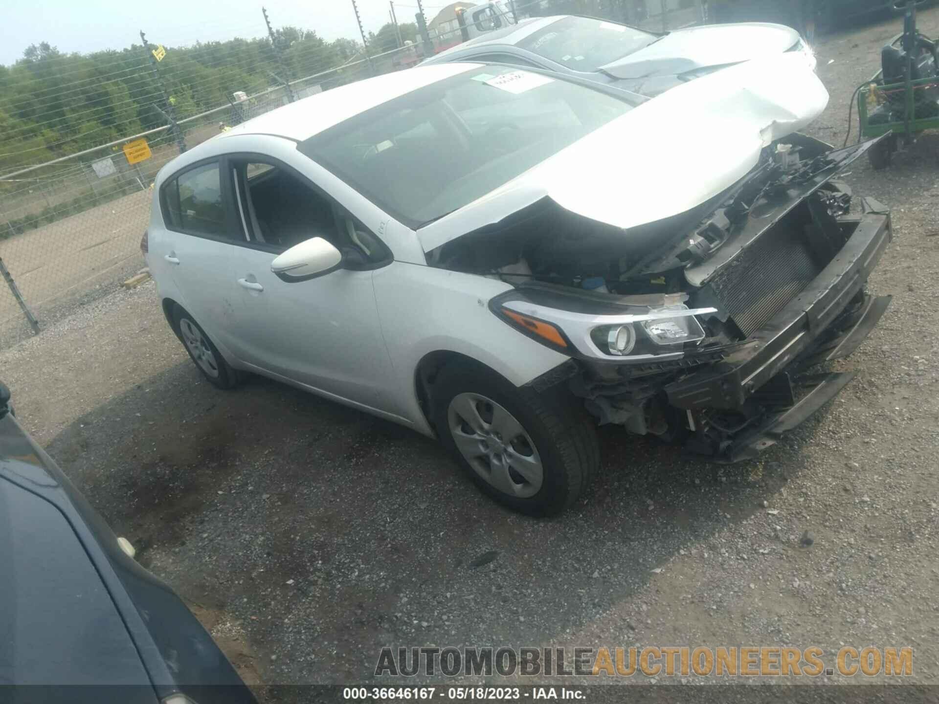 KNAFK5A84J5772976 KIA FORTE5 2018