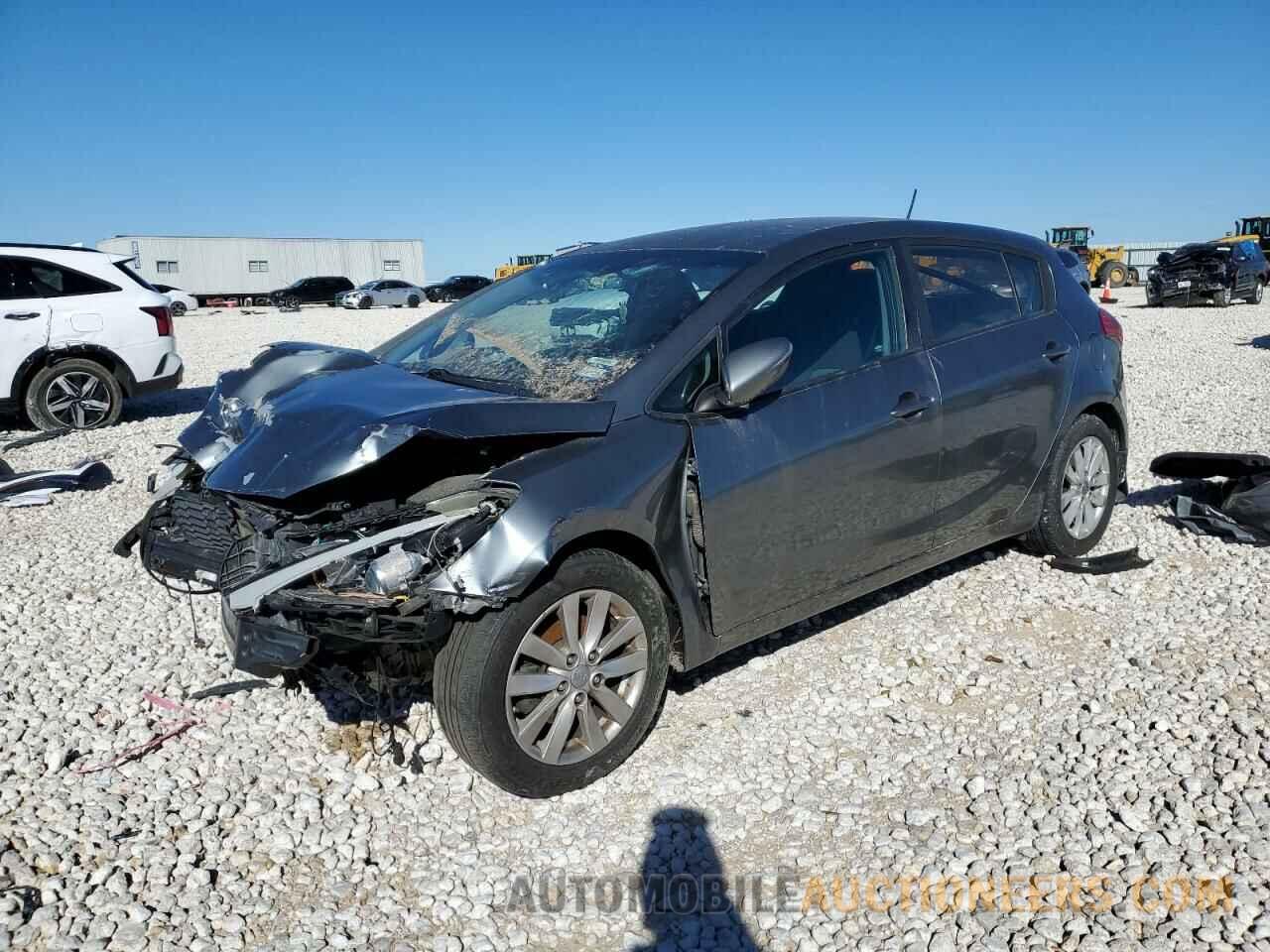 KNAFK5A85G5636560 KIA FORTE 2016