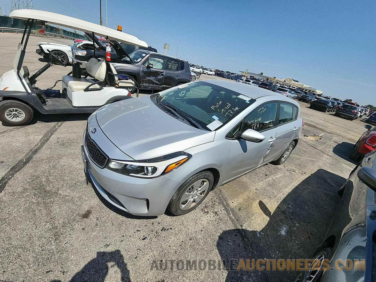 KNAFK5A85H5681435 Kia Forte5 2017