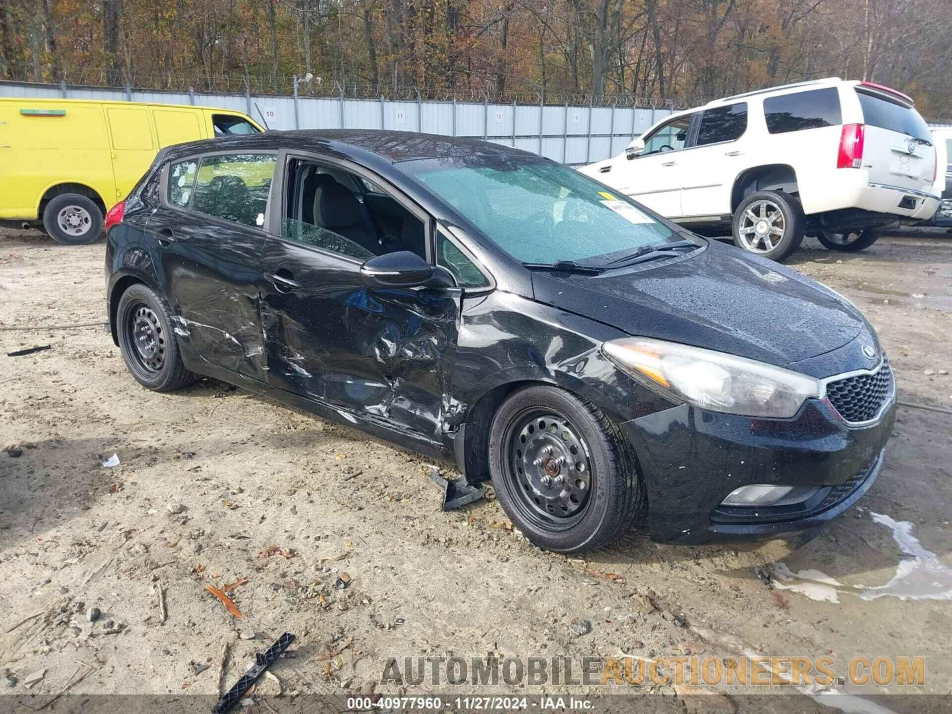 KNAFK5A86G5570973 KIA FORTE 2016