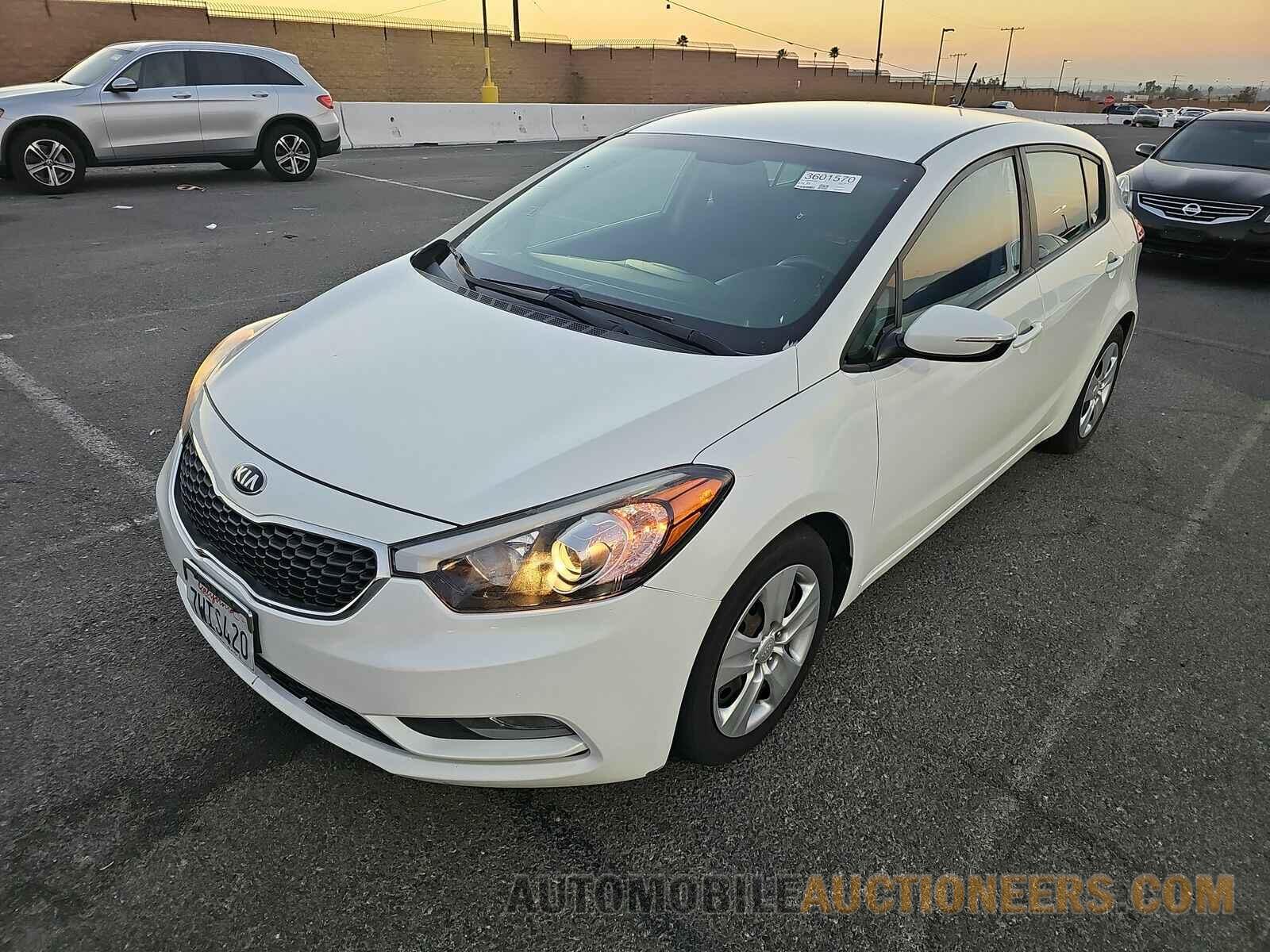 KNAFK5A86G5604703 Kia Forte5 2016