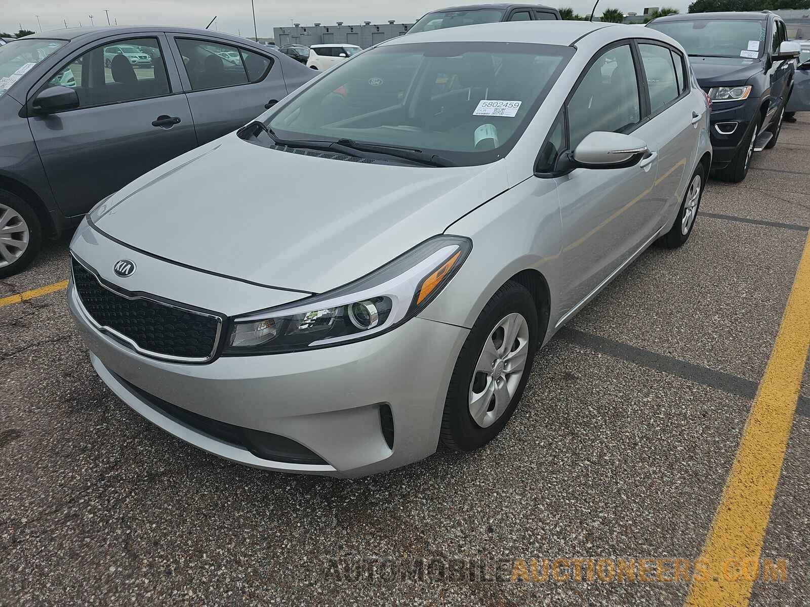 KNAFK5A87H5705119 Kia Forte5 2017