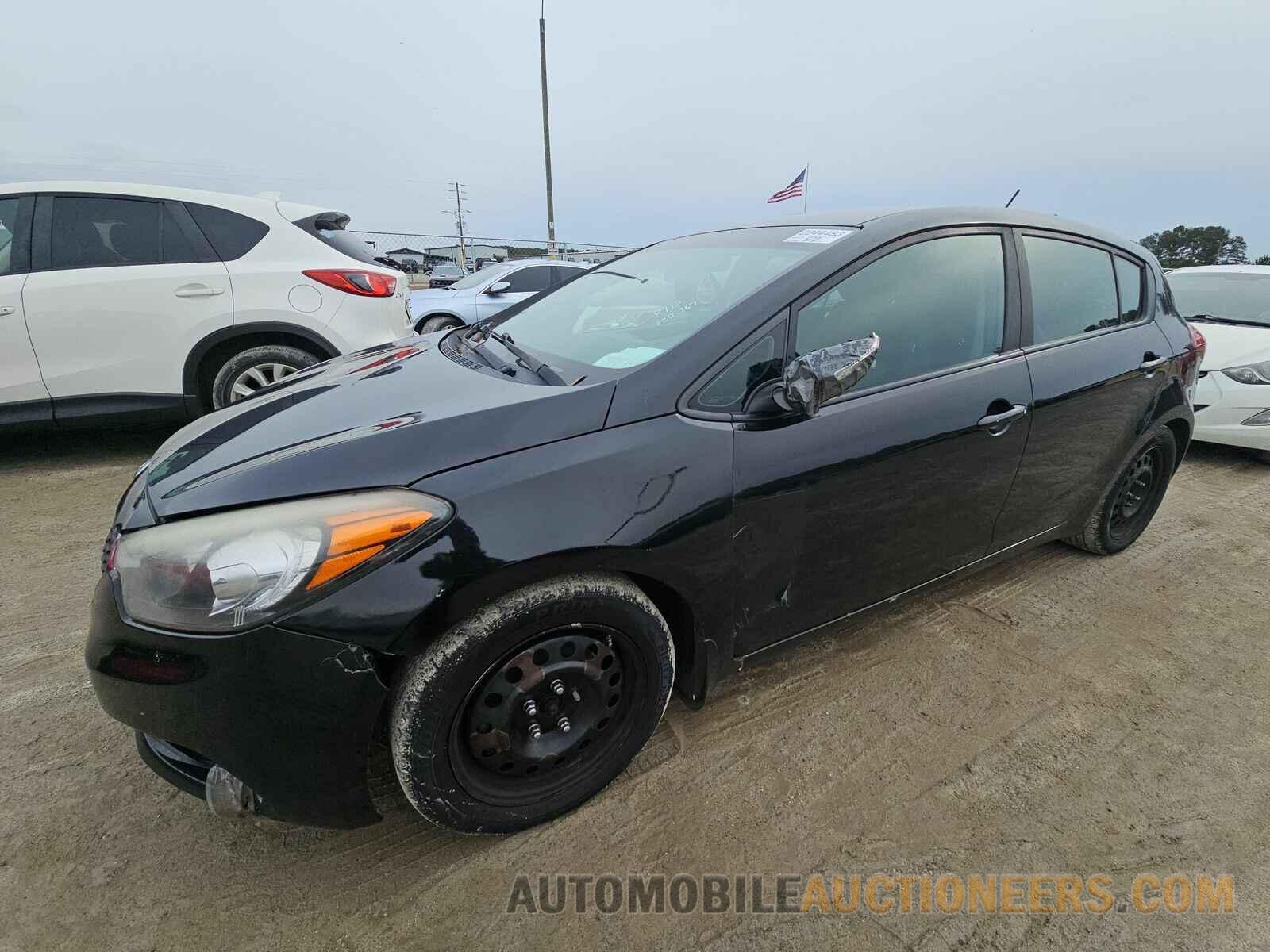 KNAFK5A88G5618702 Kia Forte5 2016