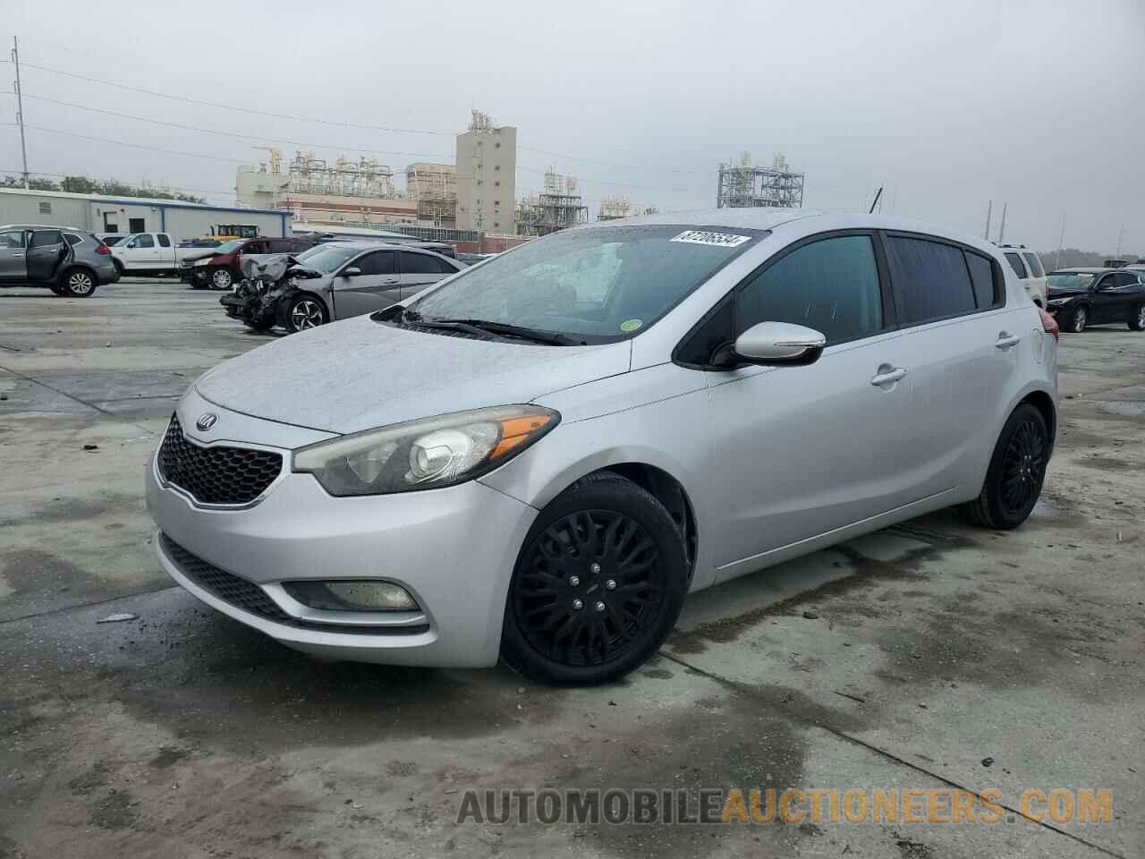 KNAFK5A88G5644426 KIA FORTE 2016