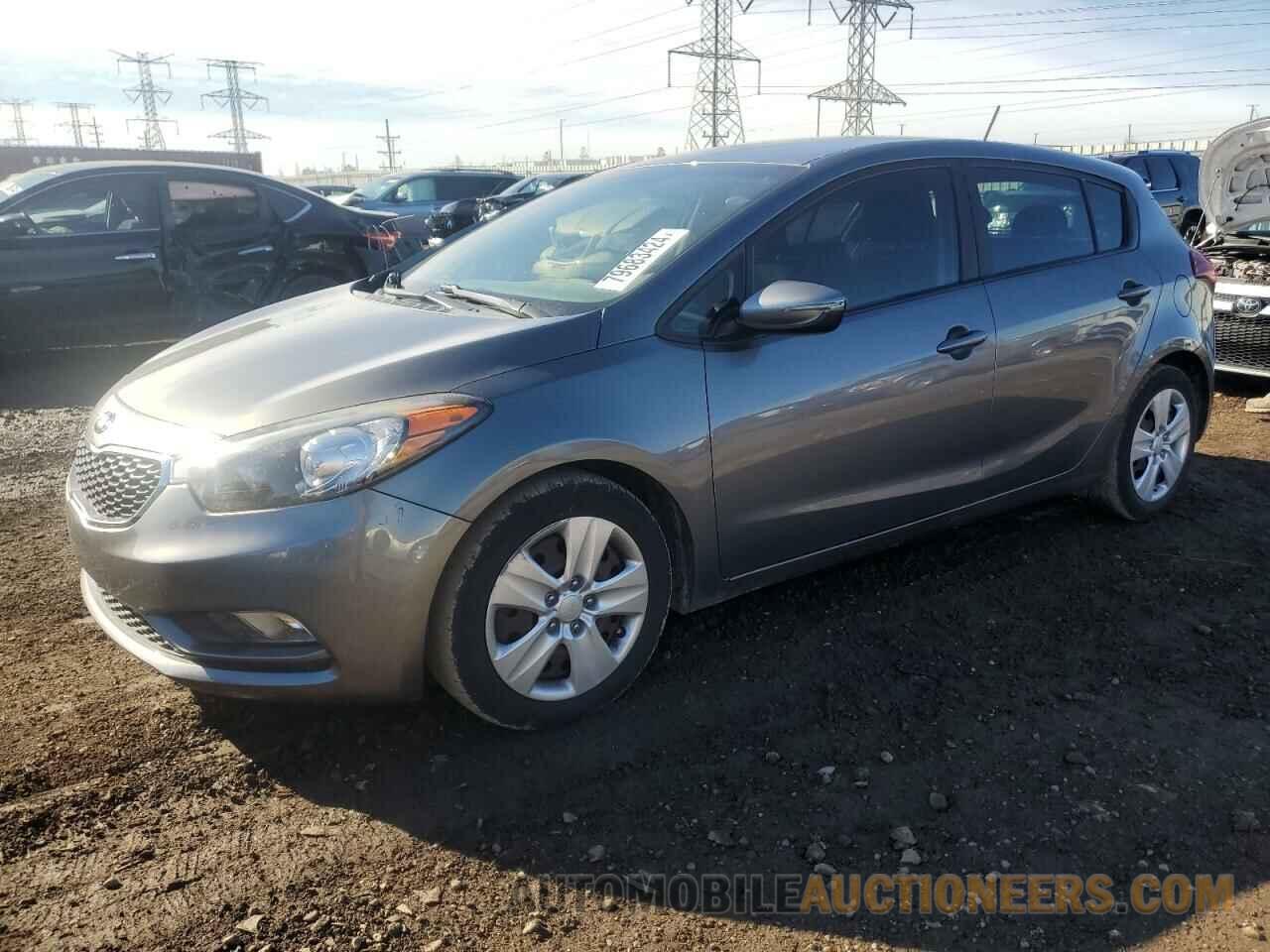 KNAFK5A88G5658309 KIA FORTE 2016