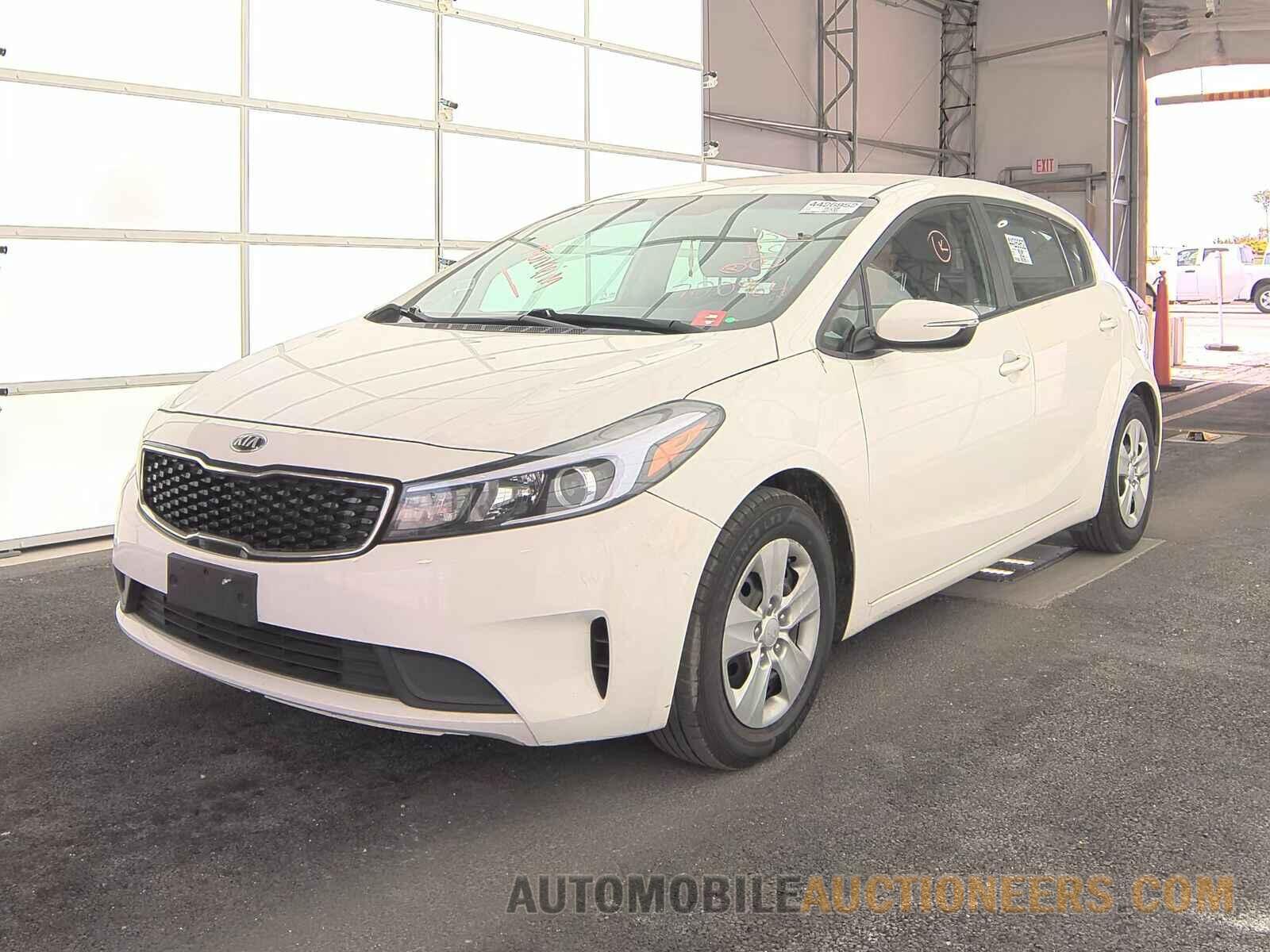 KNAFK5A88H5700964 Kia Forte5 2017