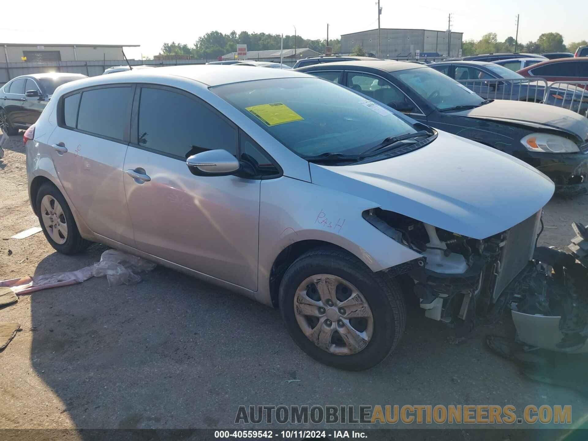 KNAFK5A88J5773693 KIA FORTE 2018