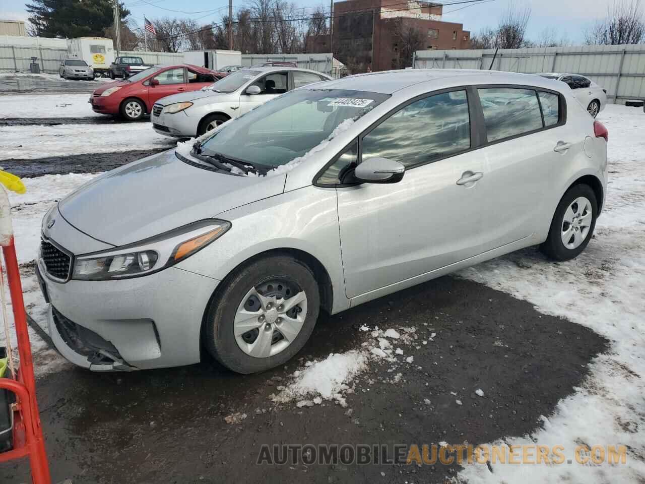 KNAFK5A8XH5670298 KIA FORTE 2017