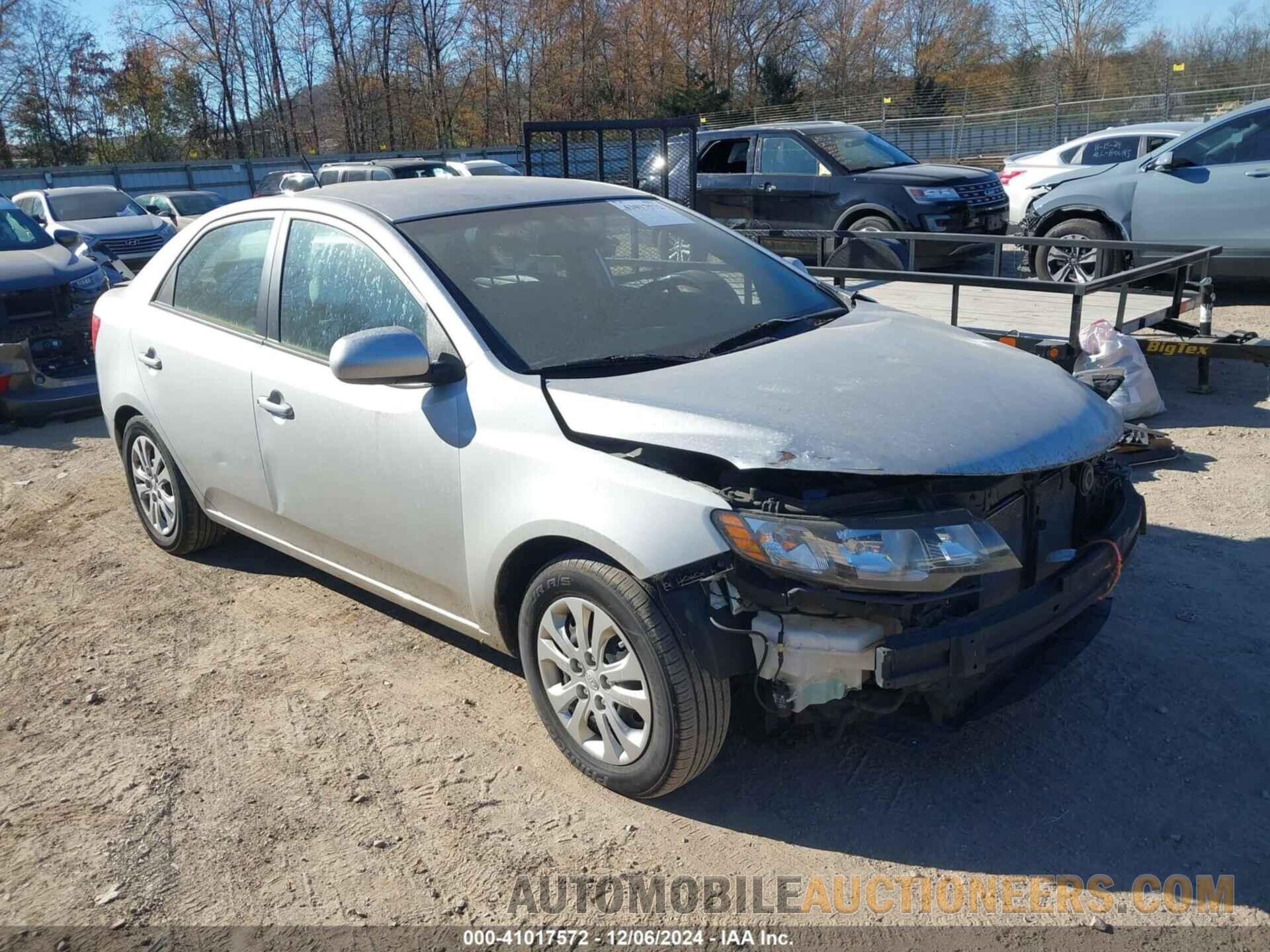 KNAFT4A2XB5410056 KIA FORTE 2011