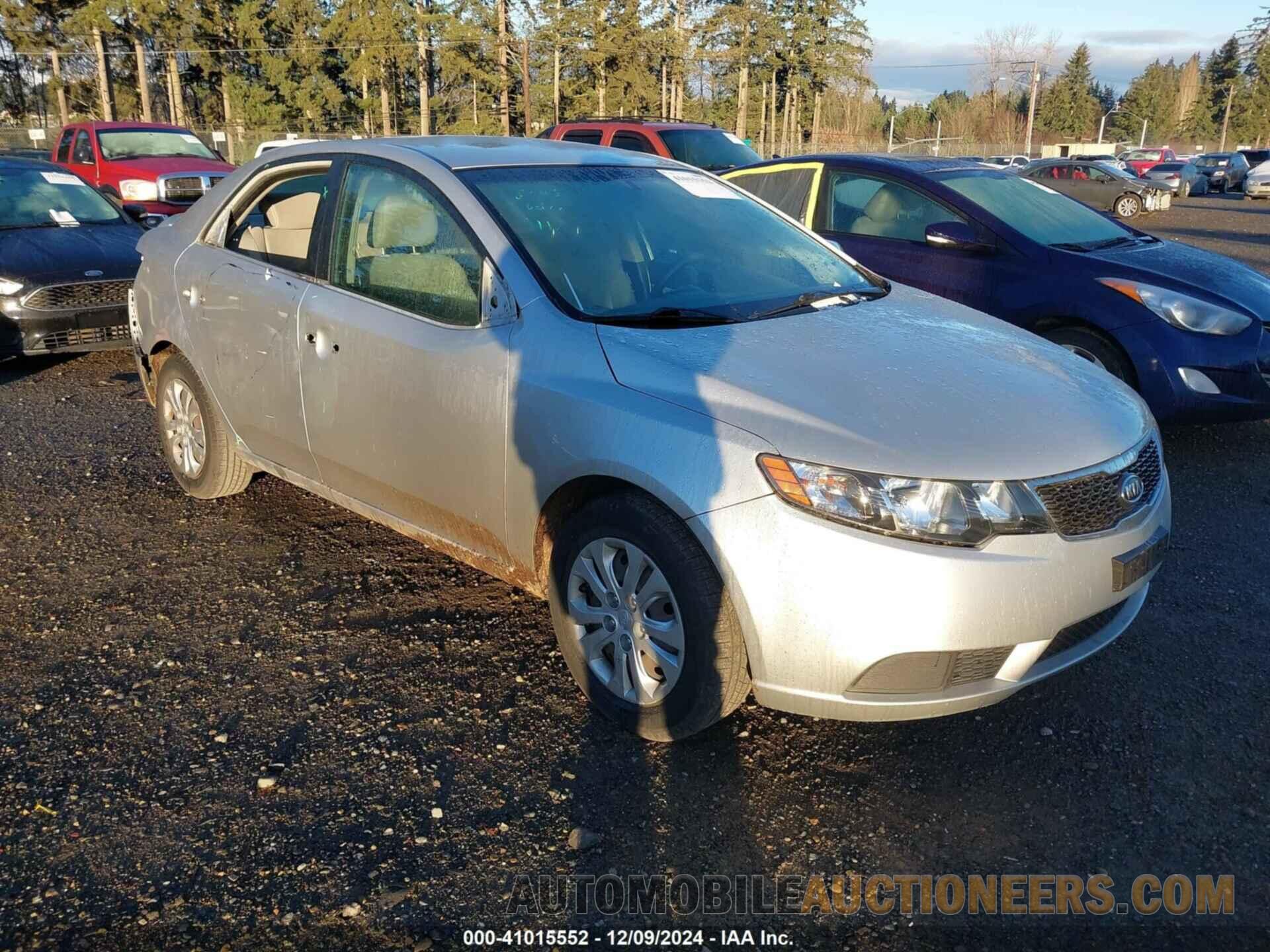 KNAFU4A2XB5423385 KIA FORTE 2011