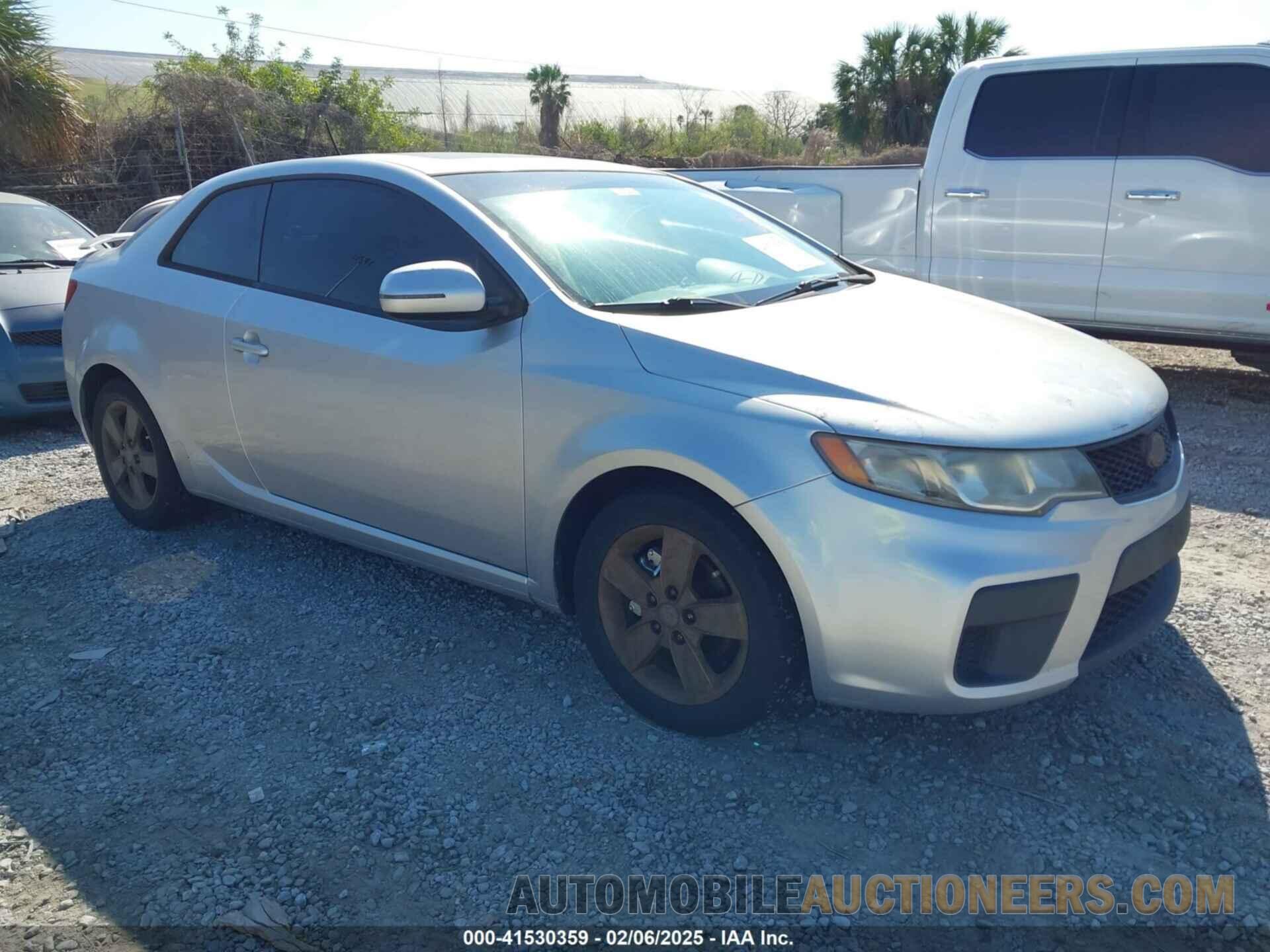 KNAFU6A21B5427630 KIA FORTE KOUP 2011