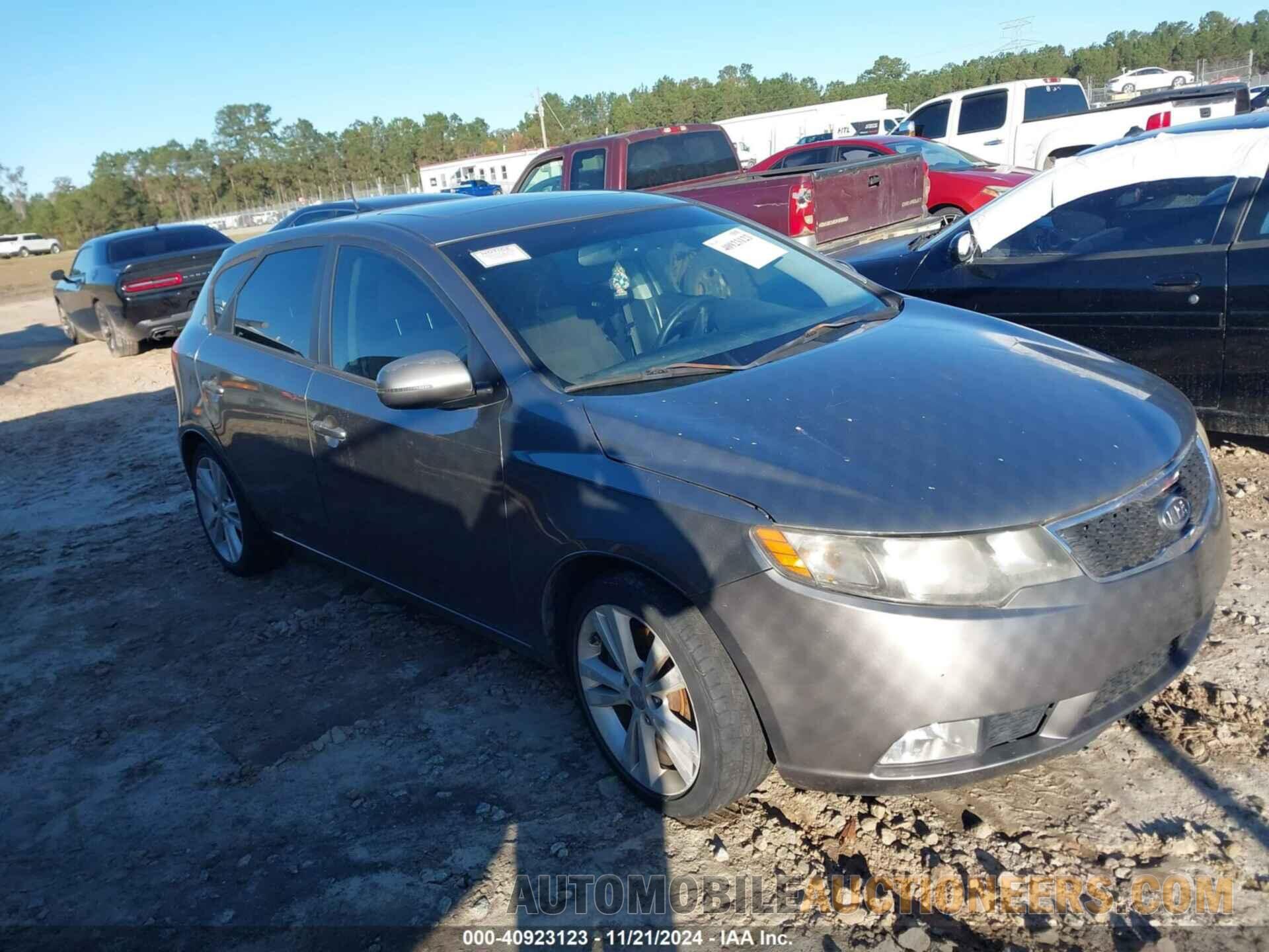 KNAFW5A3XB5396200 KIA FORTE 2011