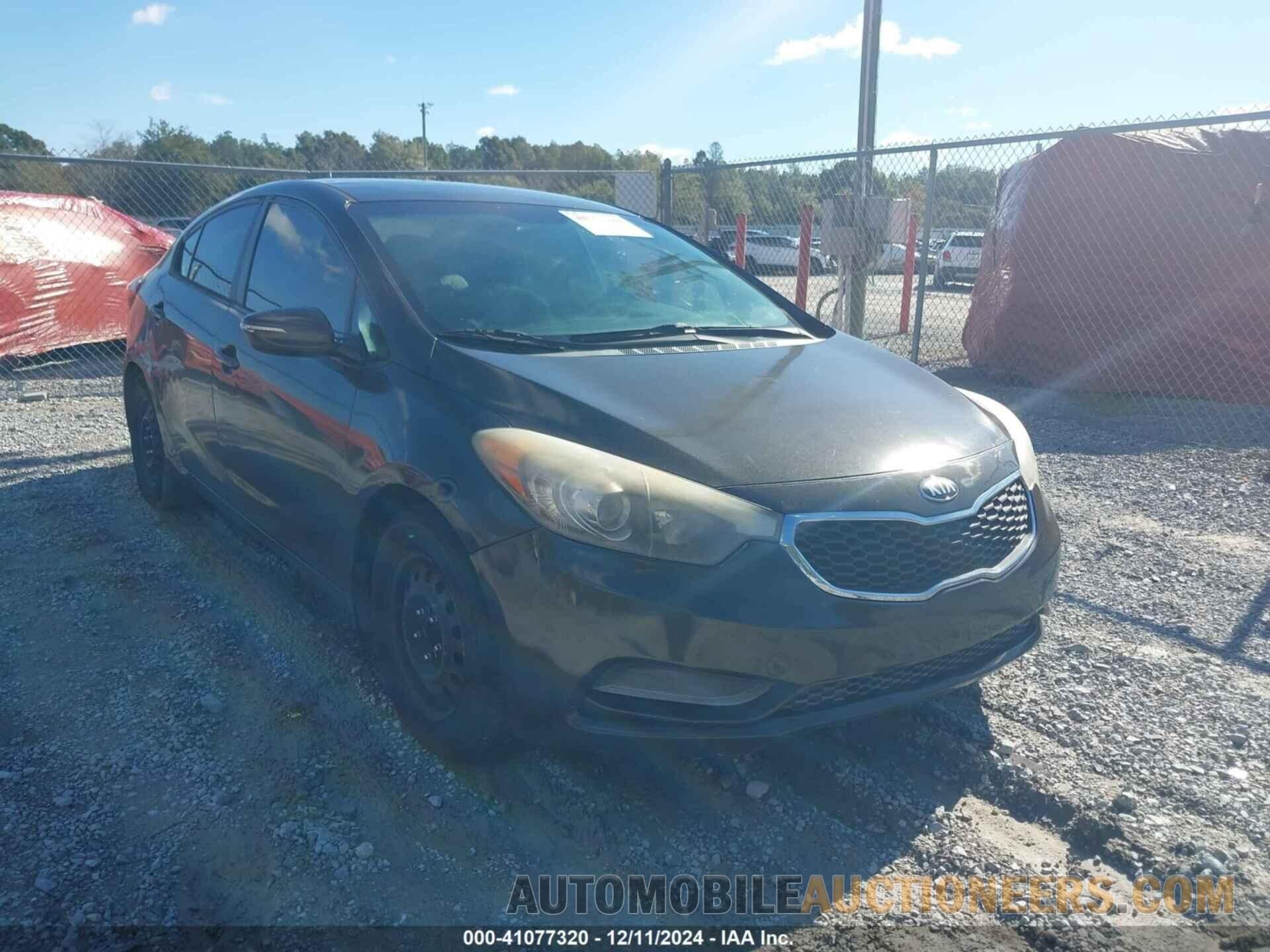 KNAFX4A60F5358126 KIA FORTE 2015