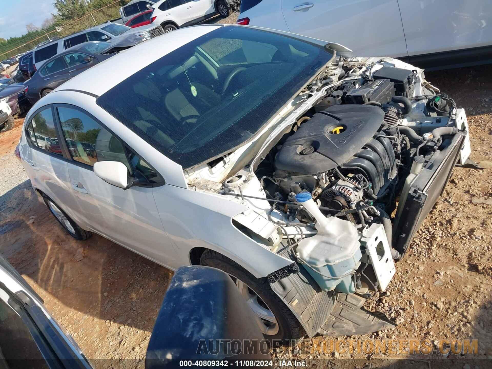 KNAFX4A61F5282545 KIA FORTE 2015