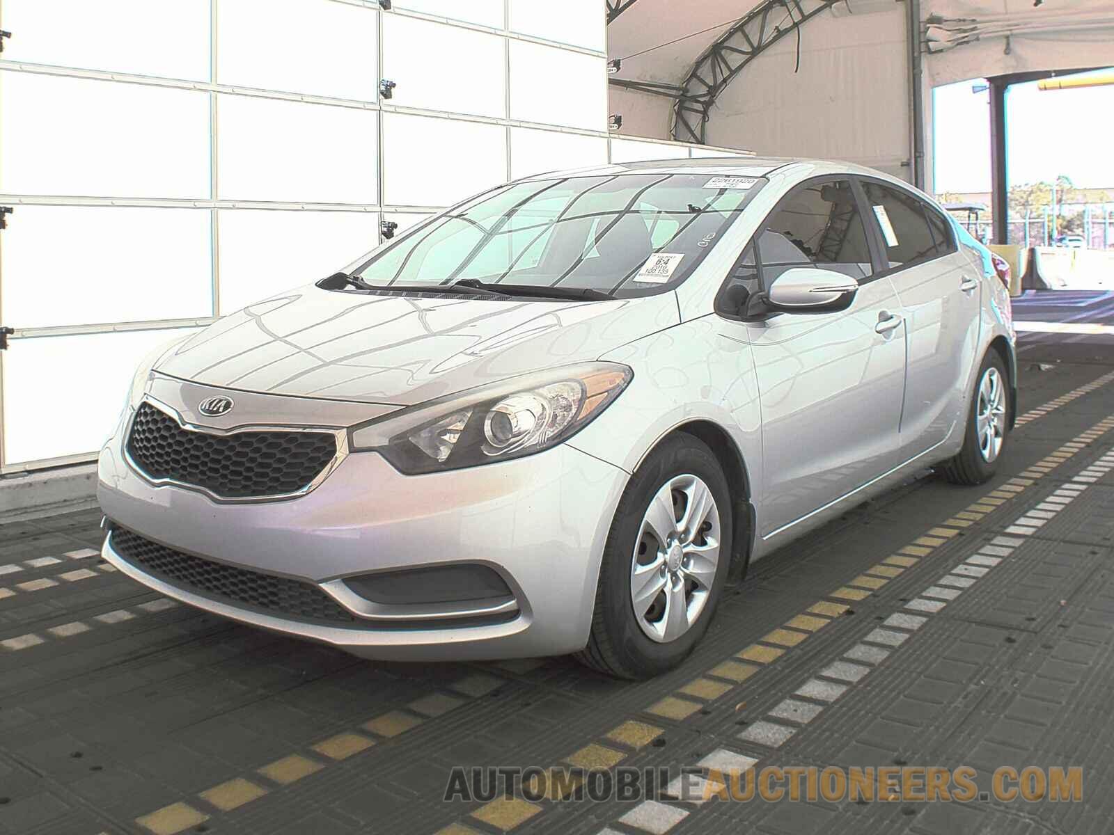 KNAFX4A62G5592768 Kia Forte LX 2016