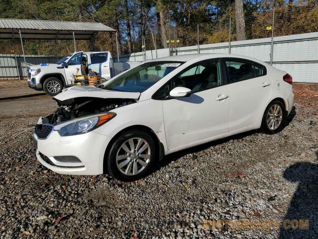 KNAFX4A63F5393646 KIA FORTE 2015