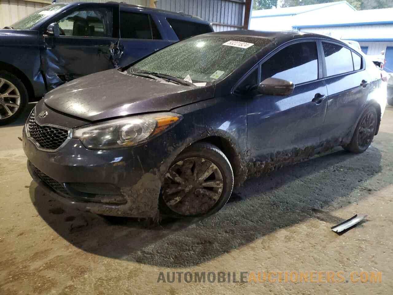 KNAFX4A66G5587640 KIA FORTE 2016