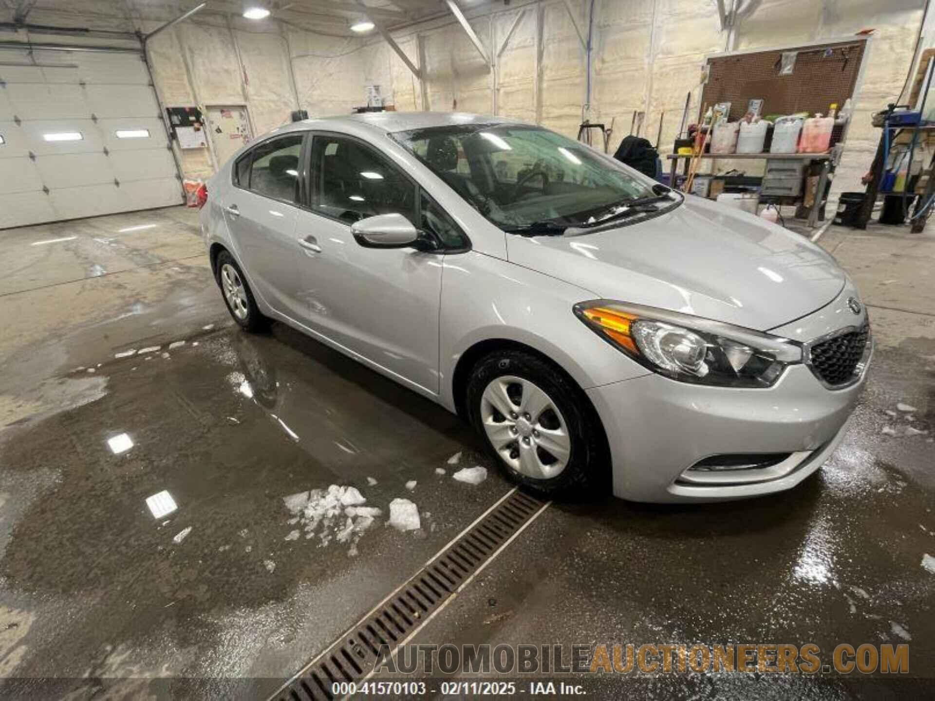 KNAFX4A67F5390118 KIA FORTE 2015