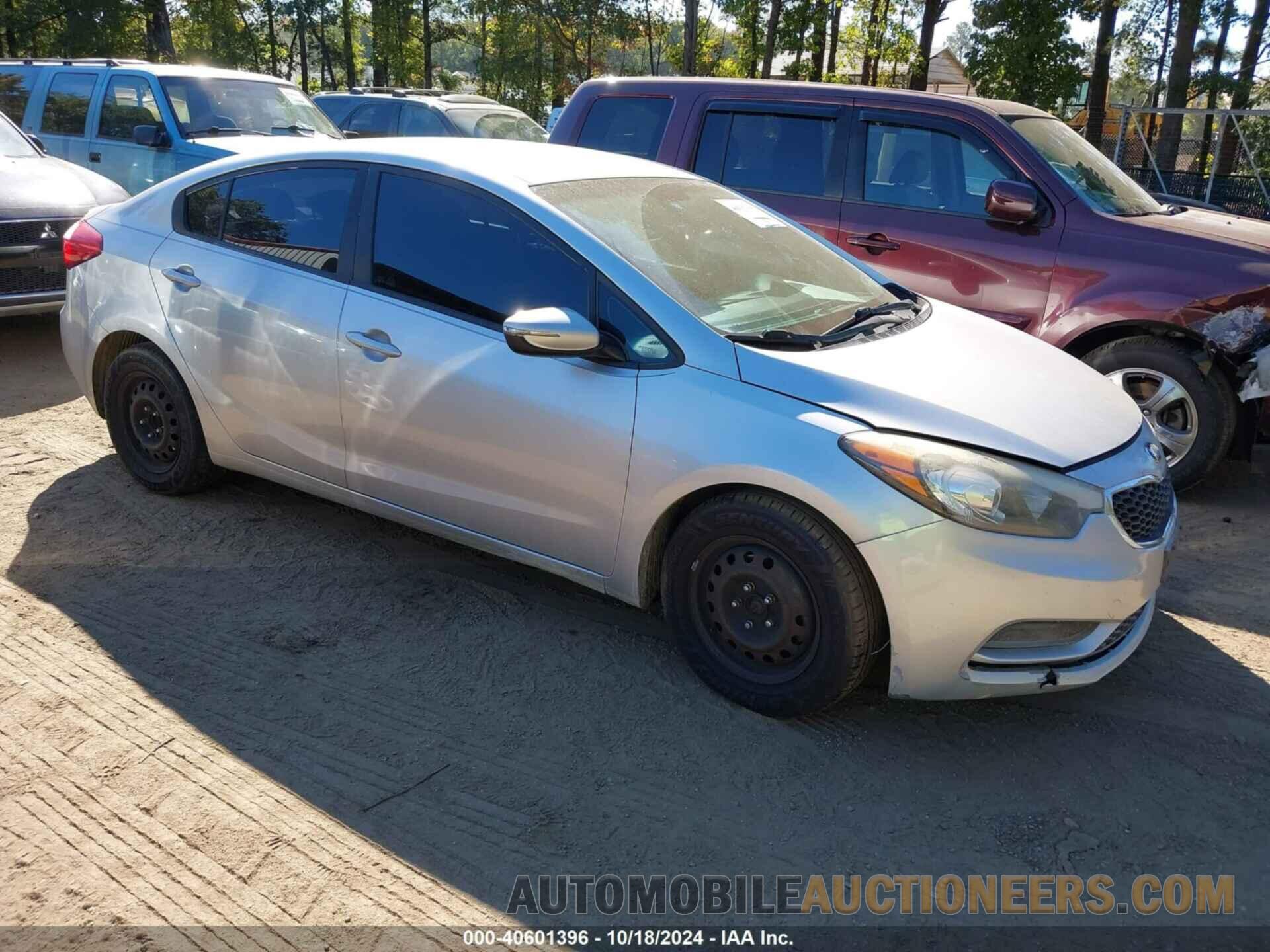 KNAFX4A69F5315551 KIA FORTE 2015