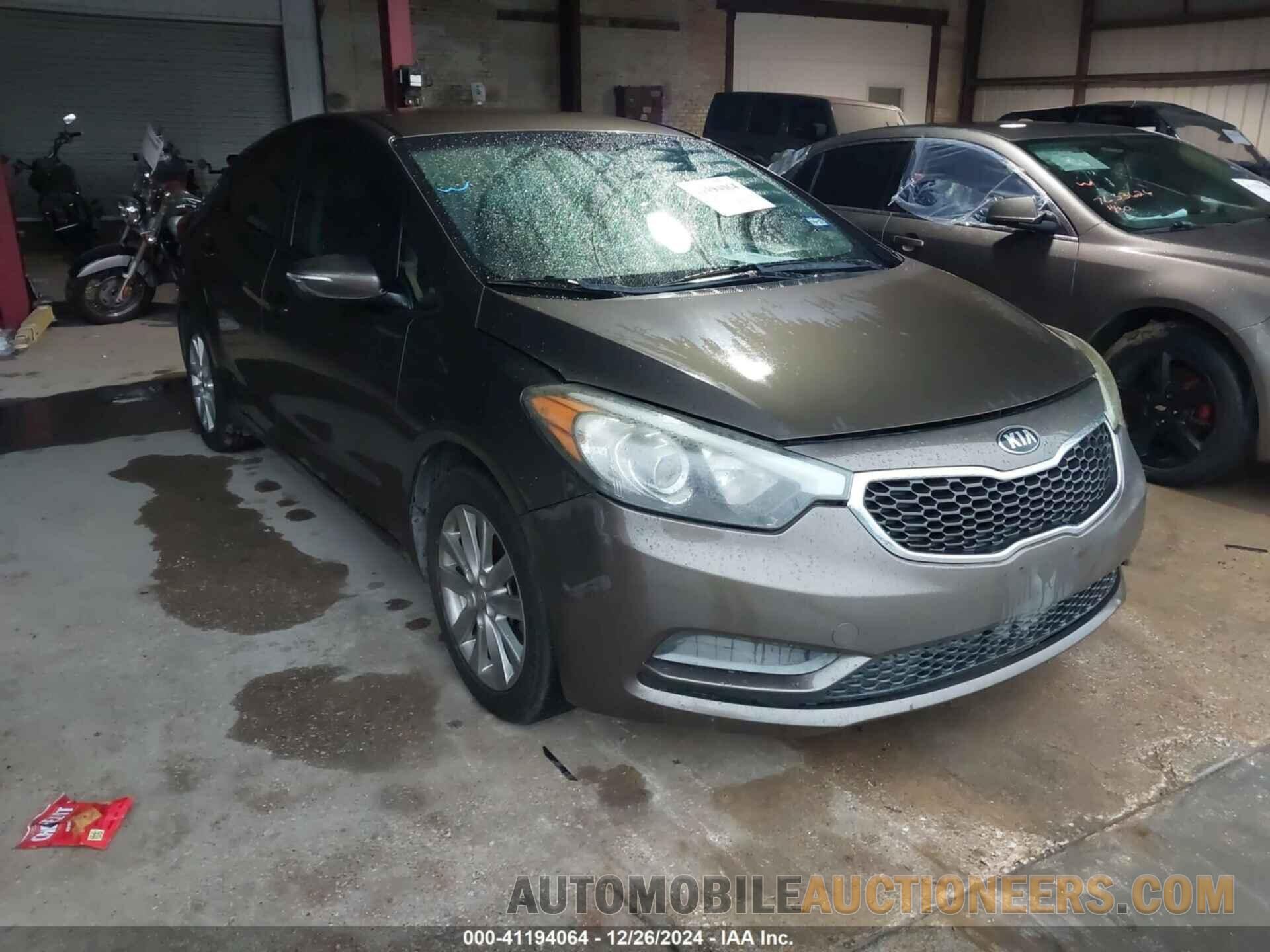 KNAFX4A69F5317803 KIA FORTE 2015