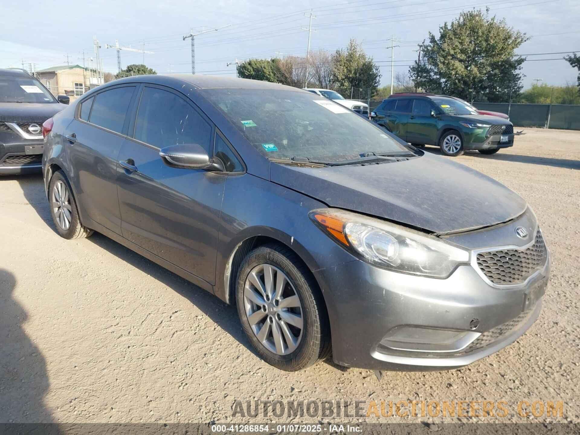 KNAFX4A69G5571688 KIA FORTE 2016