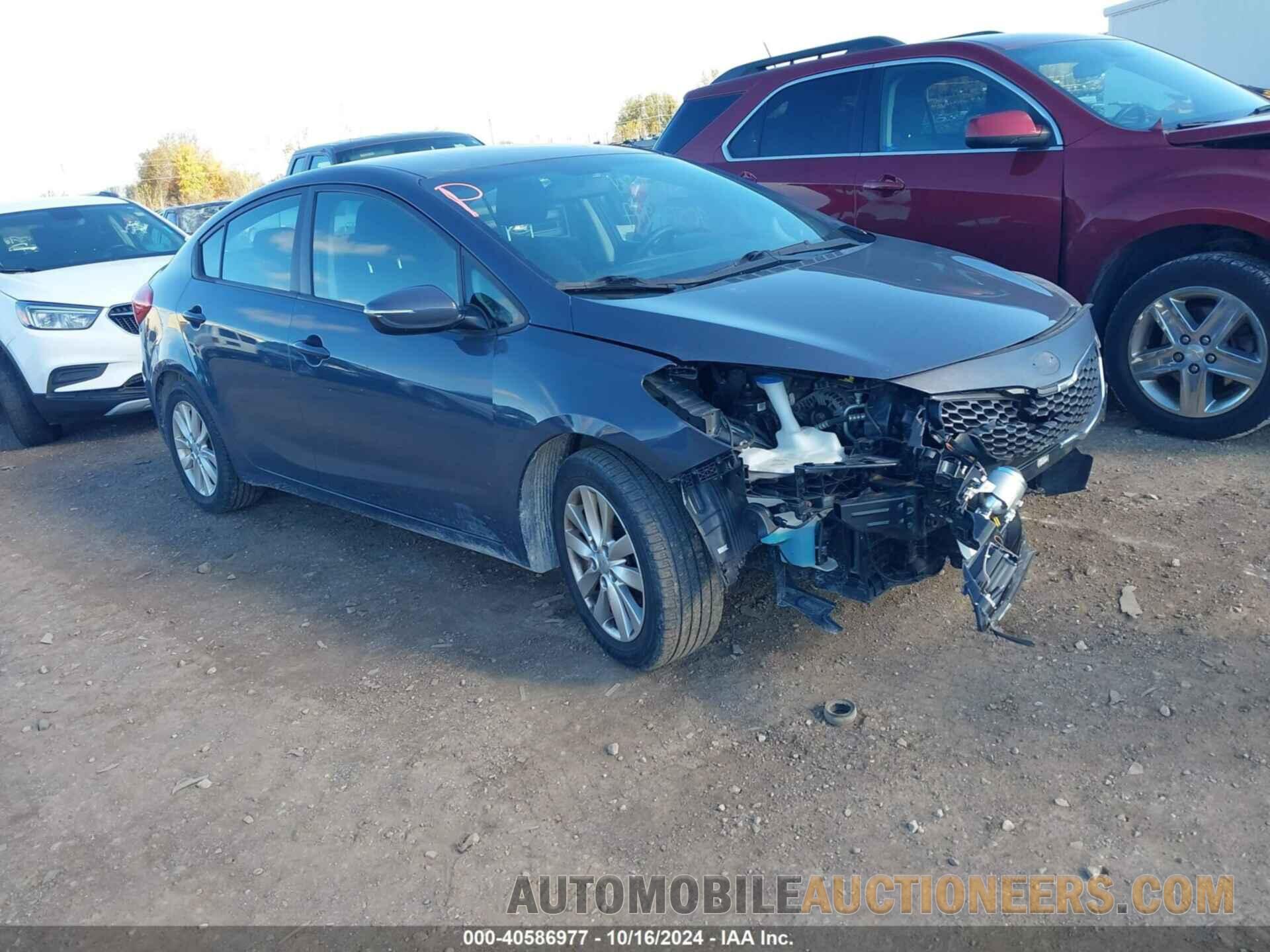 KNAFX4A6XG5488867 KIA FORTE 2016