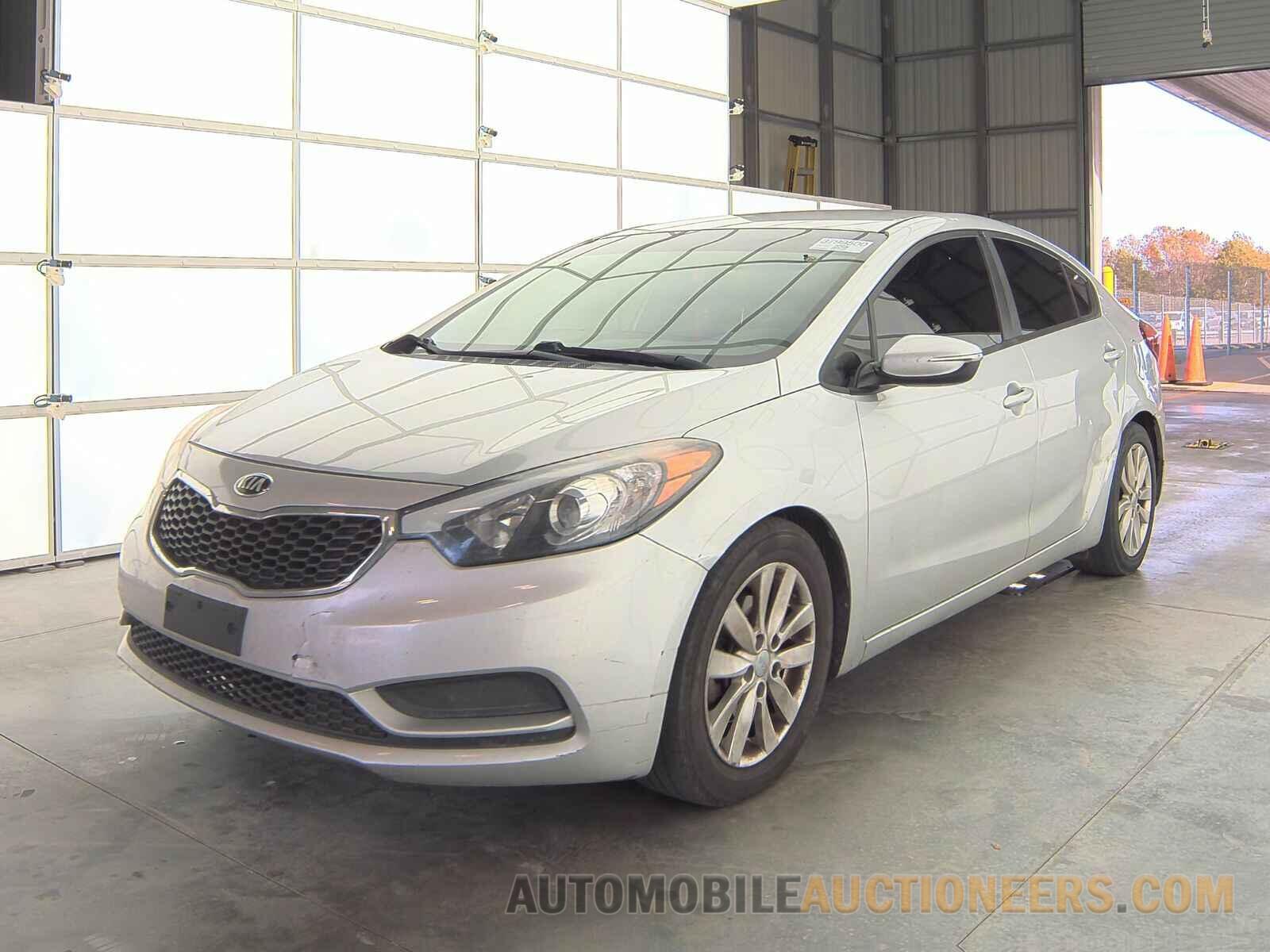 KNAFX4A6XG5506123 Kia Forte LX 2016