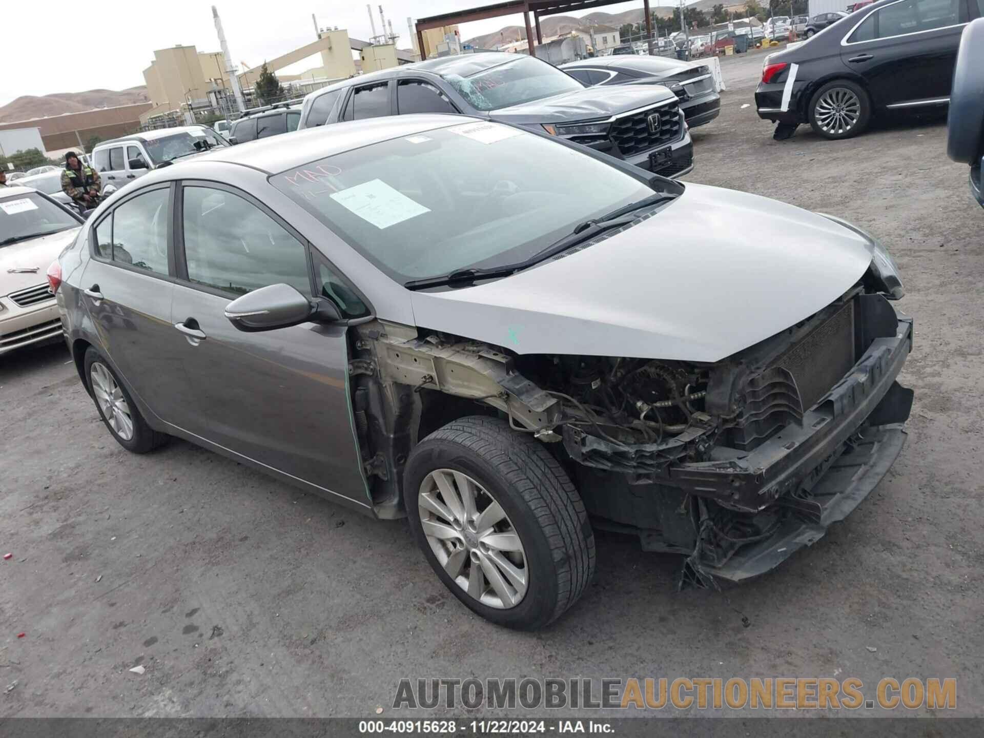 KNAFX4A6XG5507370 KIA FORTE 2016