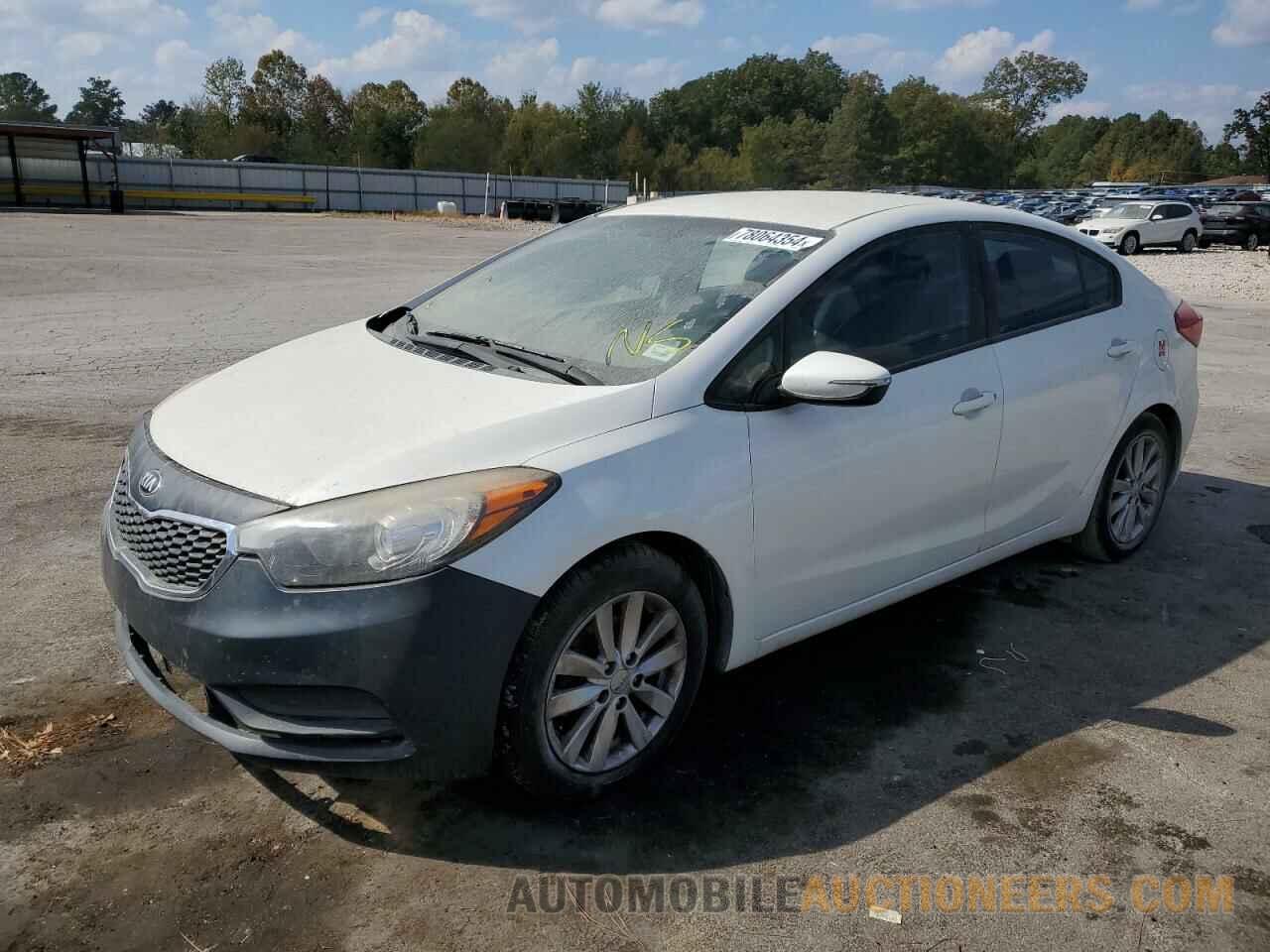 KNAFX4A6XG5583154 KIA FORTE 2016