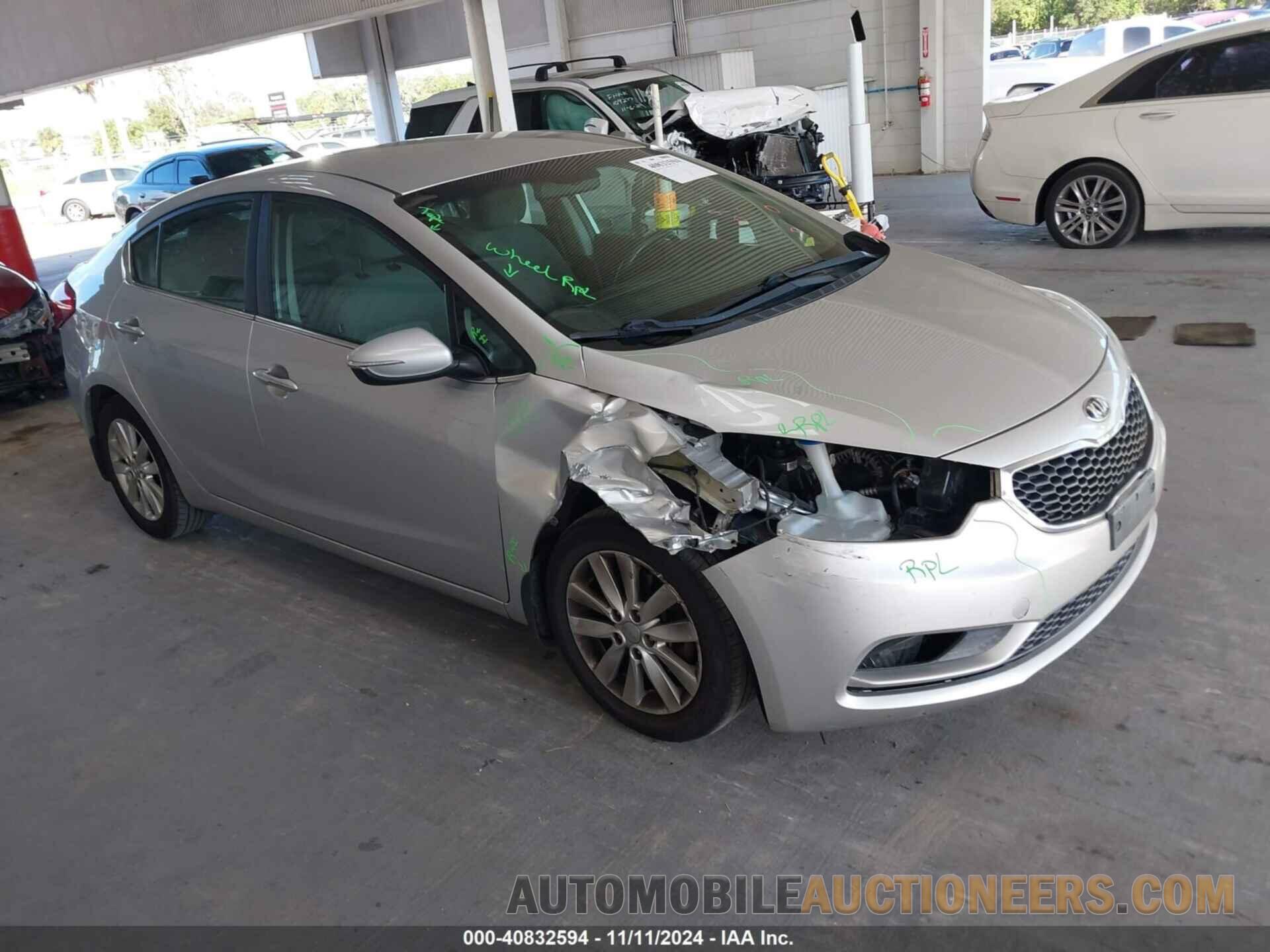 KNAFX4A89F5266532 KIA FORTE 2015