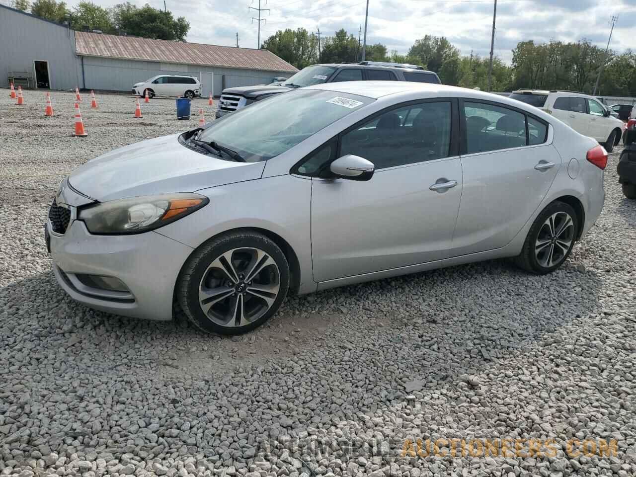 KNAFX4A89G5530494 KIA FORTE 2016