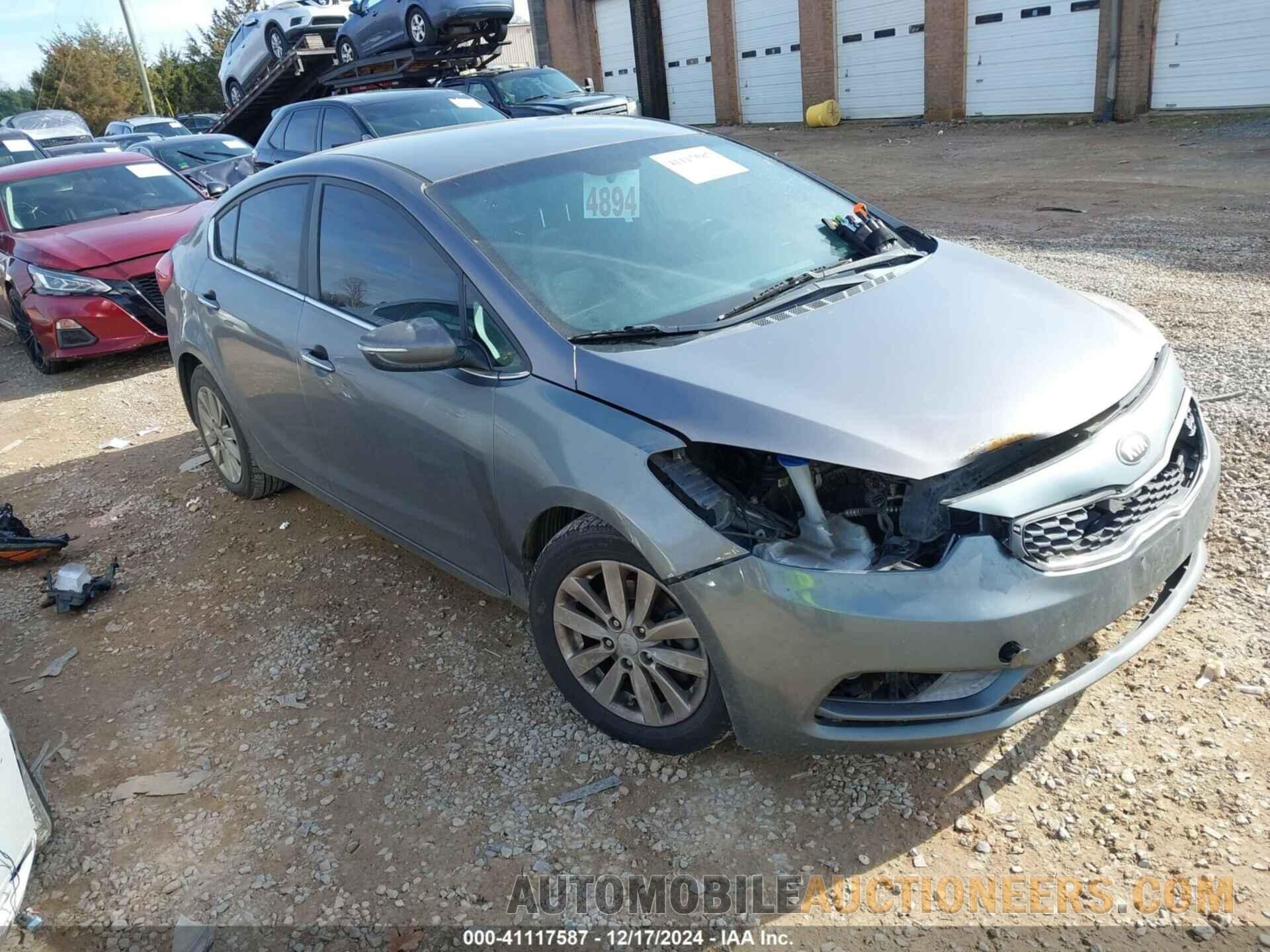 KNAFX4A8XF5392284 KIA FORTE 2015