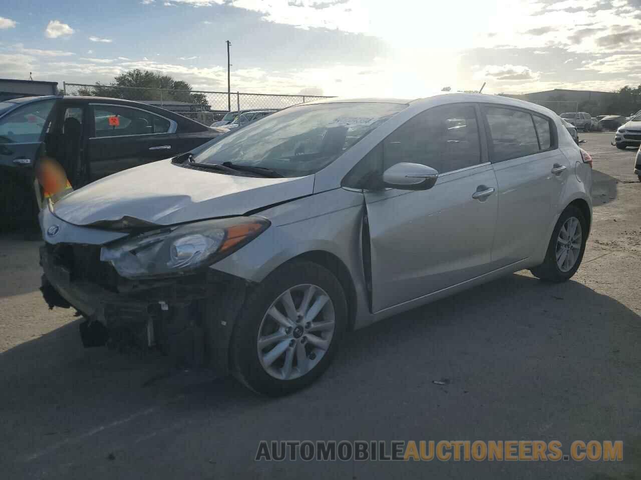 KNAFX5A81E5245131 KIA FORTE 2014