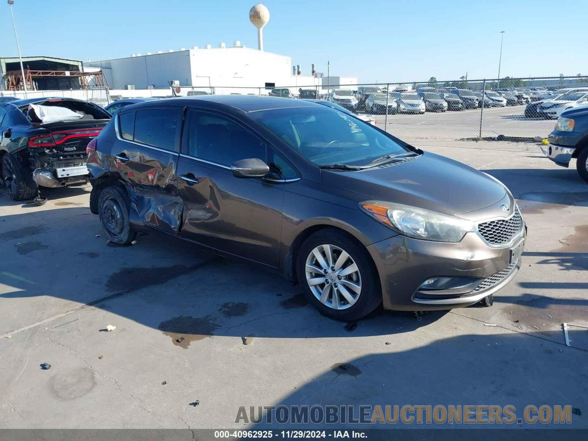 KNAFX5A83F5320879 KIA FORTE 2015