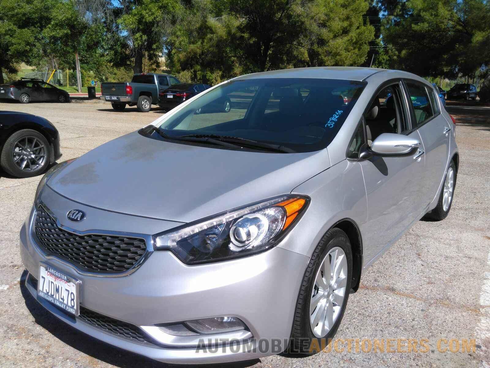 KNAFX5A85F5314517 Kia Forte 5-Door 2015