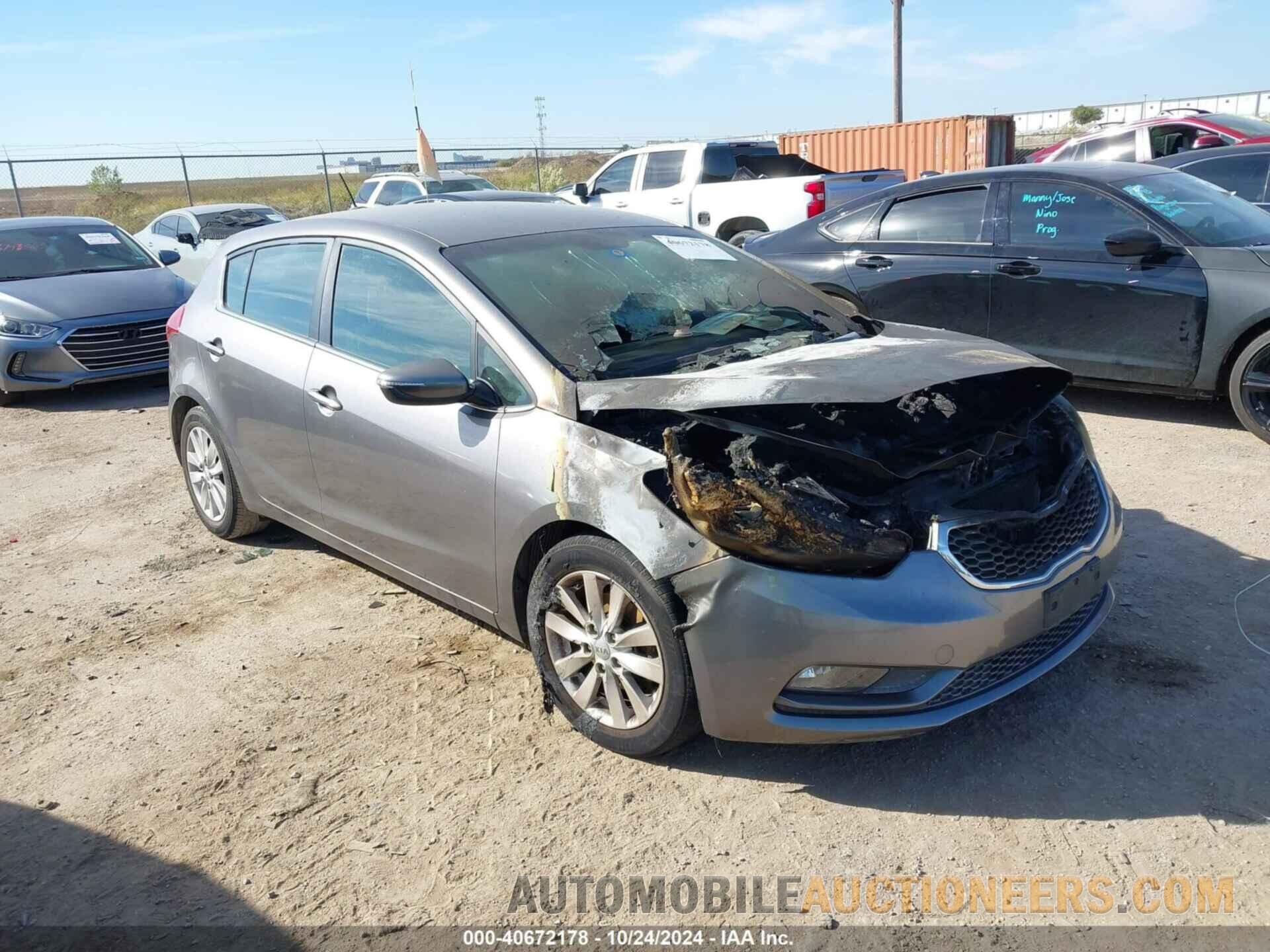 KNAFX5A88F5371617 KIA FORTE 2015