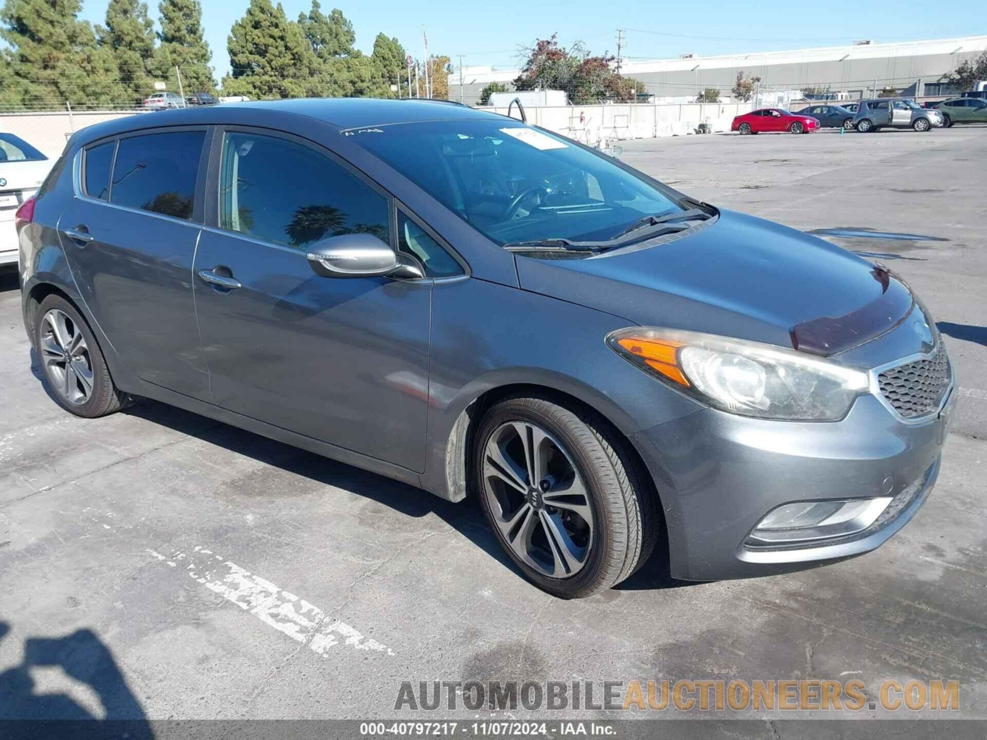 KNAFX5A88G5605286 KIA FORTE 2016