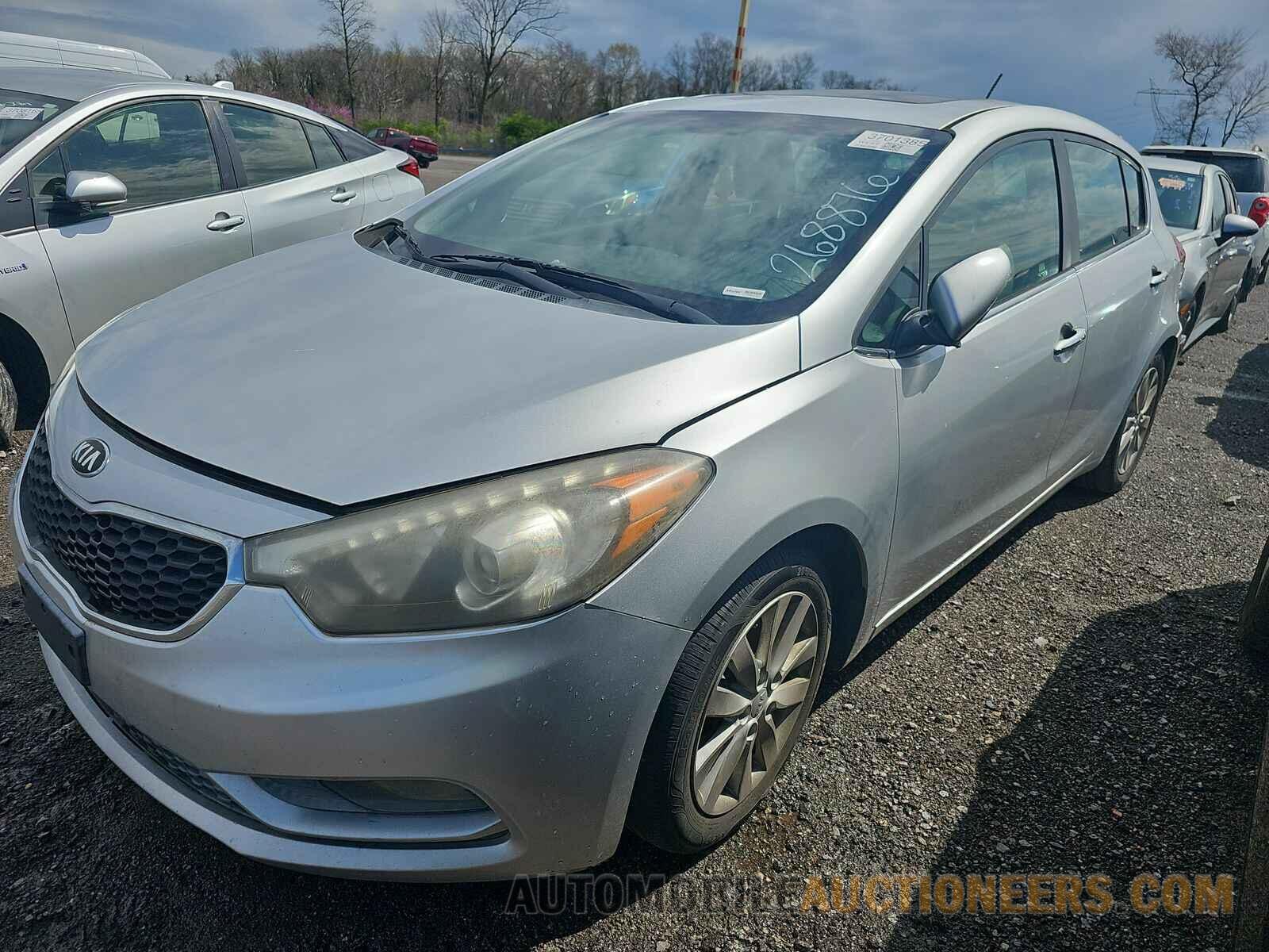 KNAFX5A8XF5268876 Kia Forte5 2015