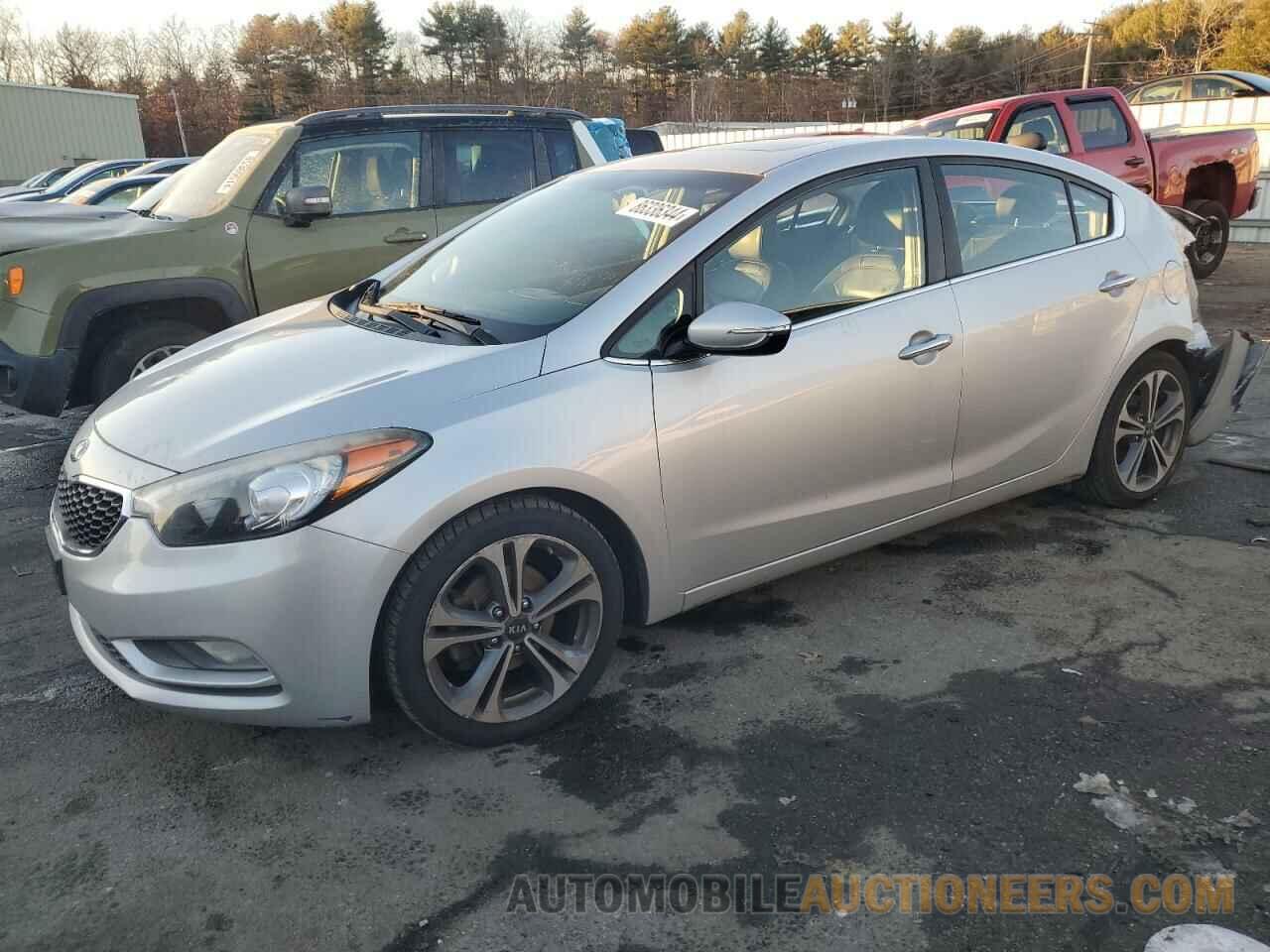 KNAFZ4A81F5365727 KIA FORTE 2015