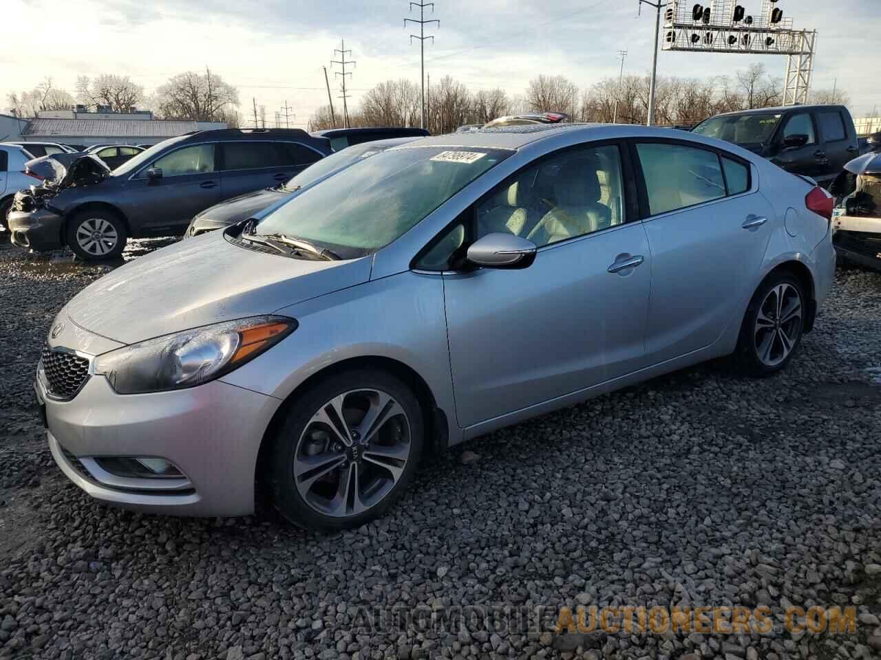 KNAFZ4A82G5505236 KIA FORTE 2016