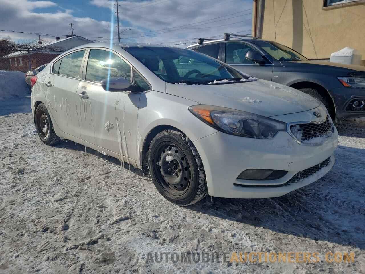 KNAFZ4A88F5429889 KIA FORTE 2015