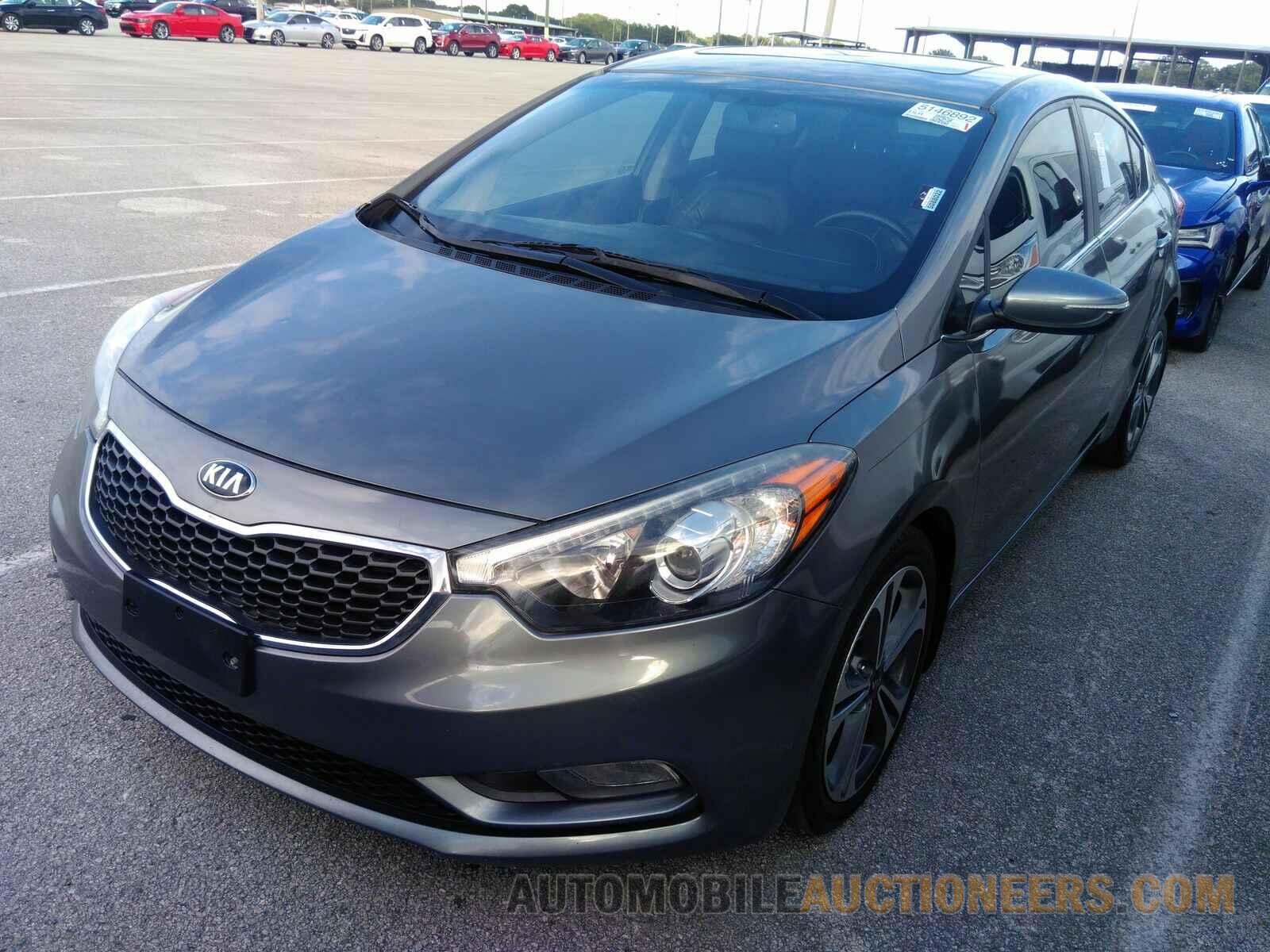 KNAFZ4A8XG5614513 Kia Forte 2016